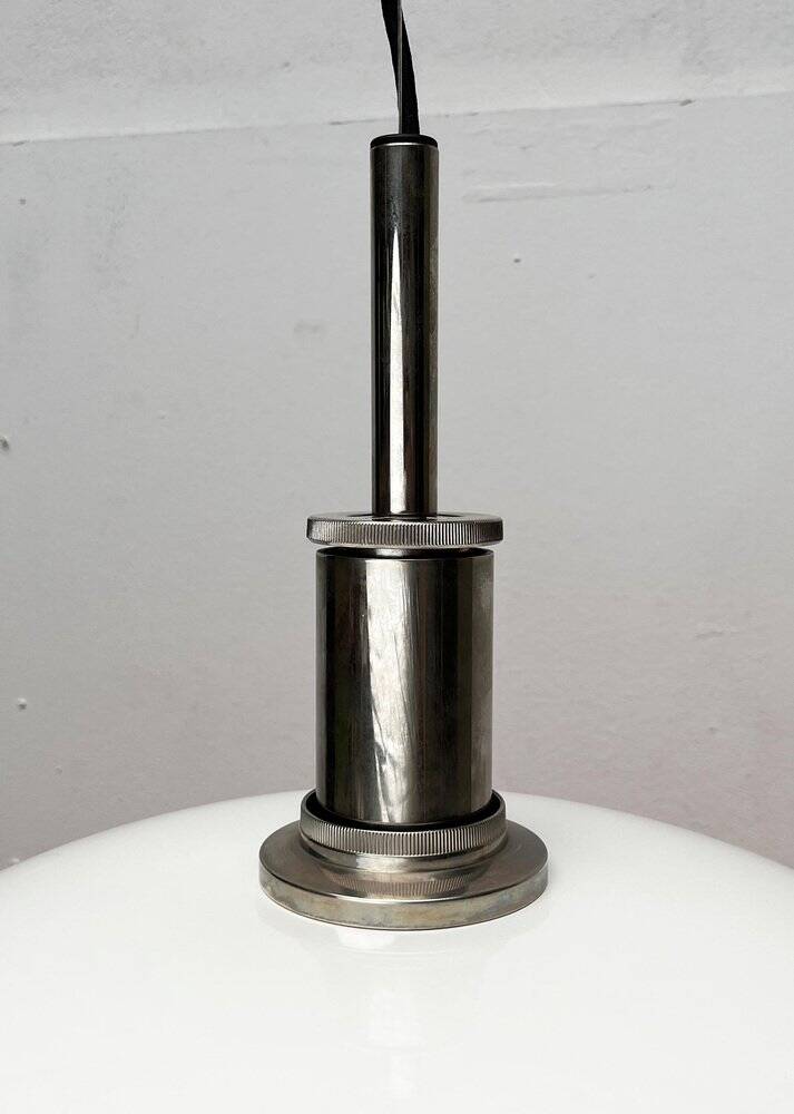 Lampe suspendue en métal et verre modèle danois milieu du siècle Ph 4 1/2 - 4 par Poul Henningsen pour Louis Poulsen, années 1980