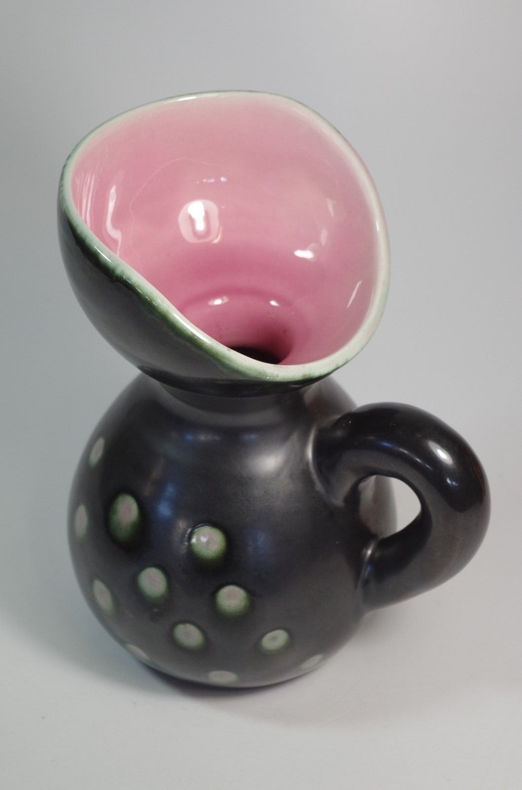 Pitcher corolla ceramic peas 50 60 vintage