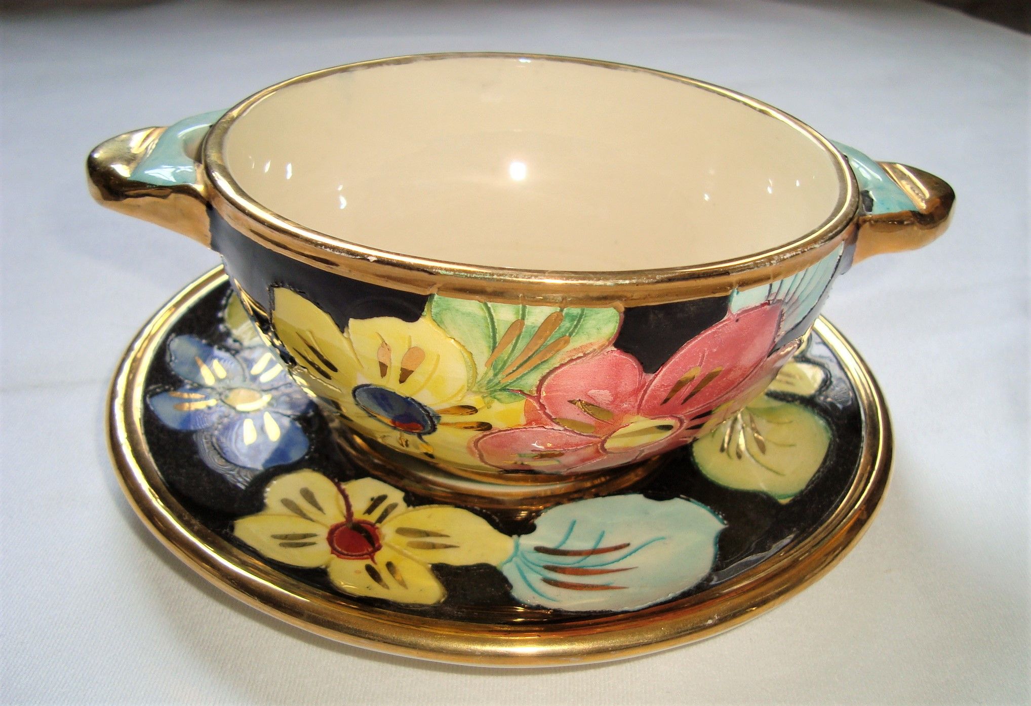 Ear Bowl + Ceramic Saucer Vallauris Flowers Edged Golden