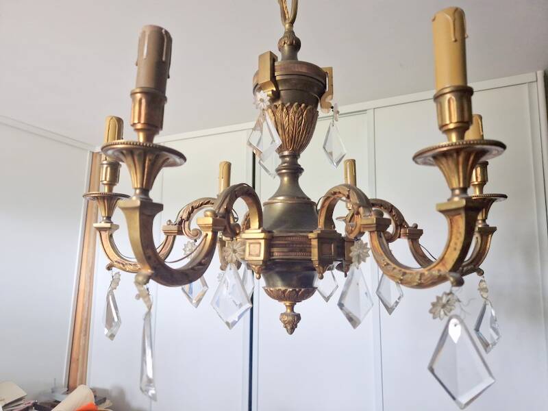Lucien Gau, bronze worker since 1860 - Bronze chandelier with crystal pendants