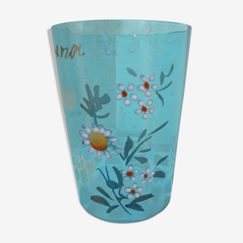 Enamelled glass with daisy décor
