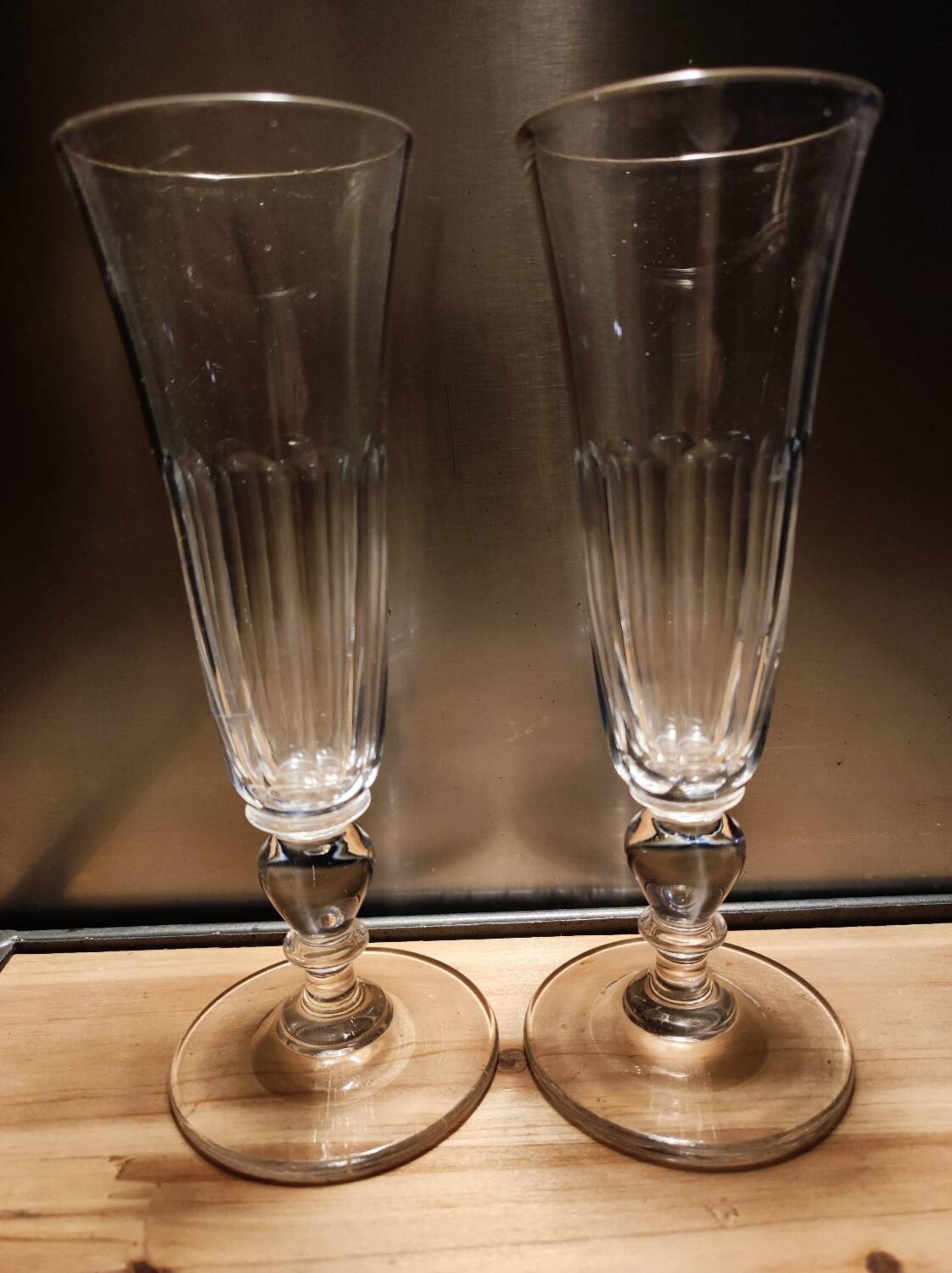 2 champagne flutes with cut sides, late 19th century