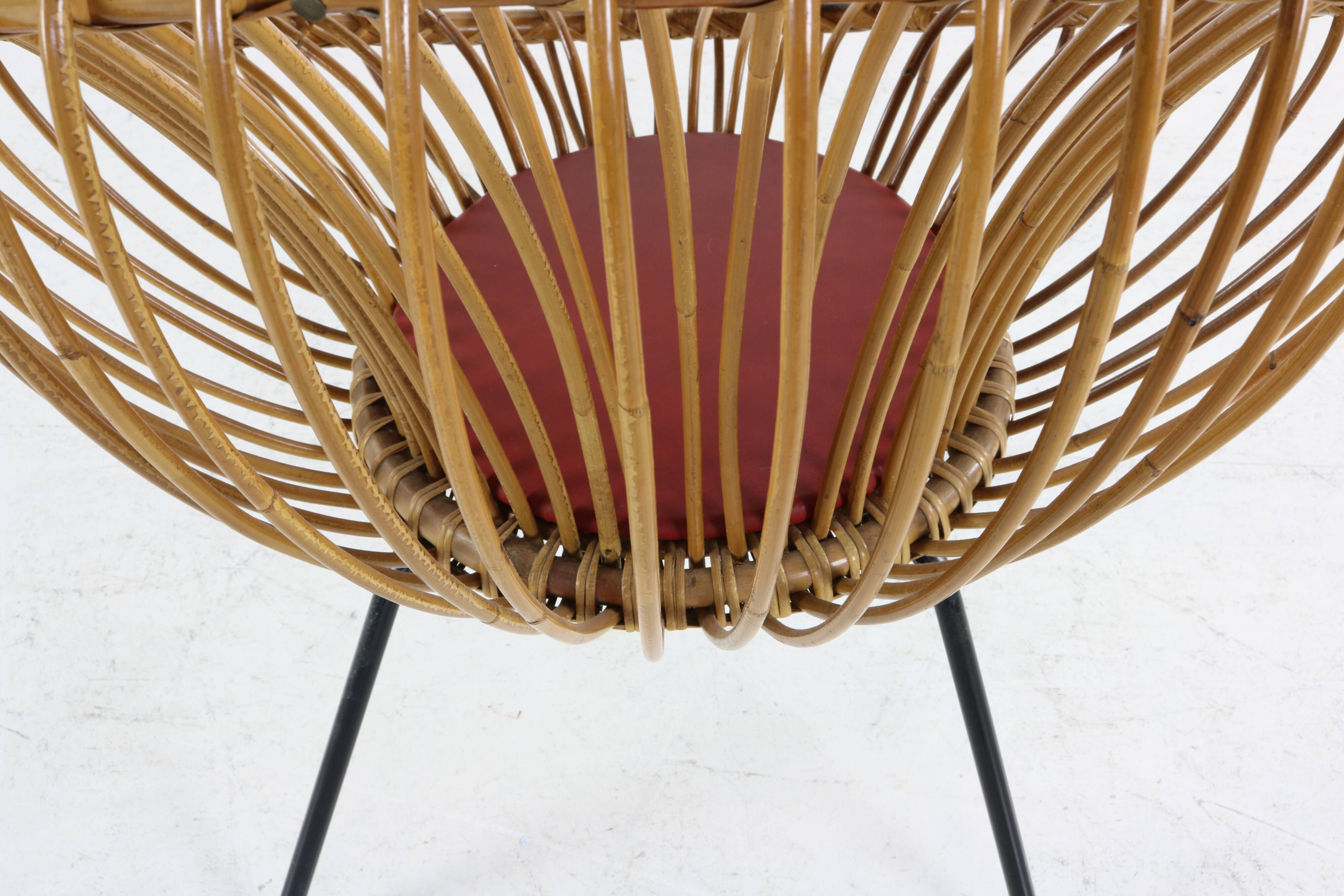 Typical dutch design rattan easy chair for Rohé Noordwolde Holland
