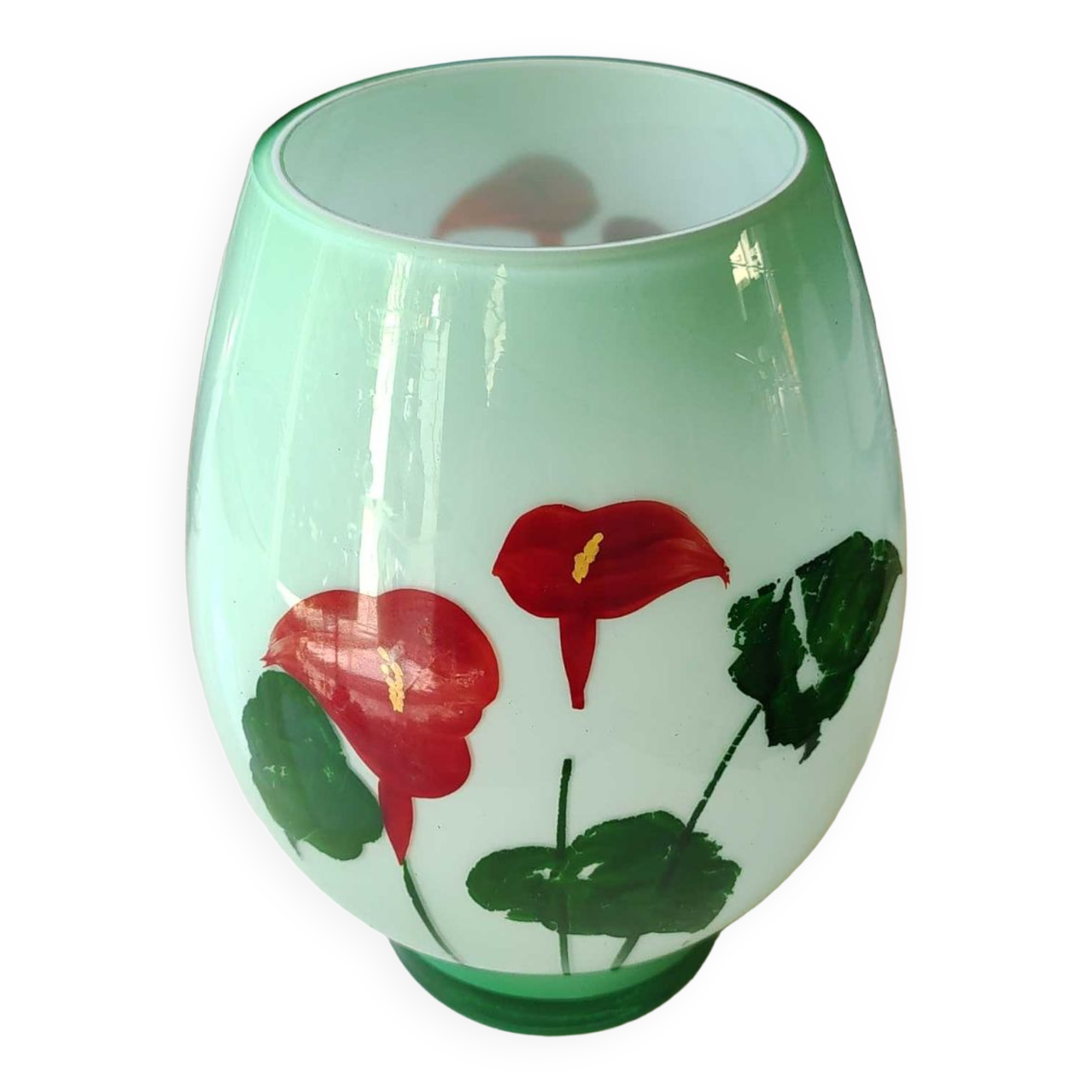 Vase in opaline crystal, red arum flowers. Vintage