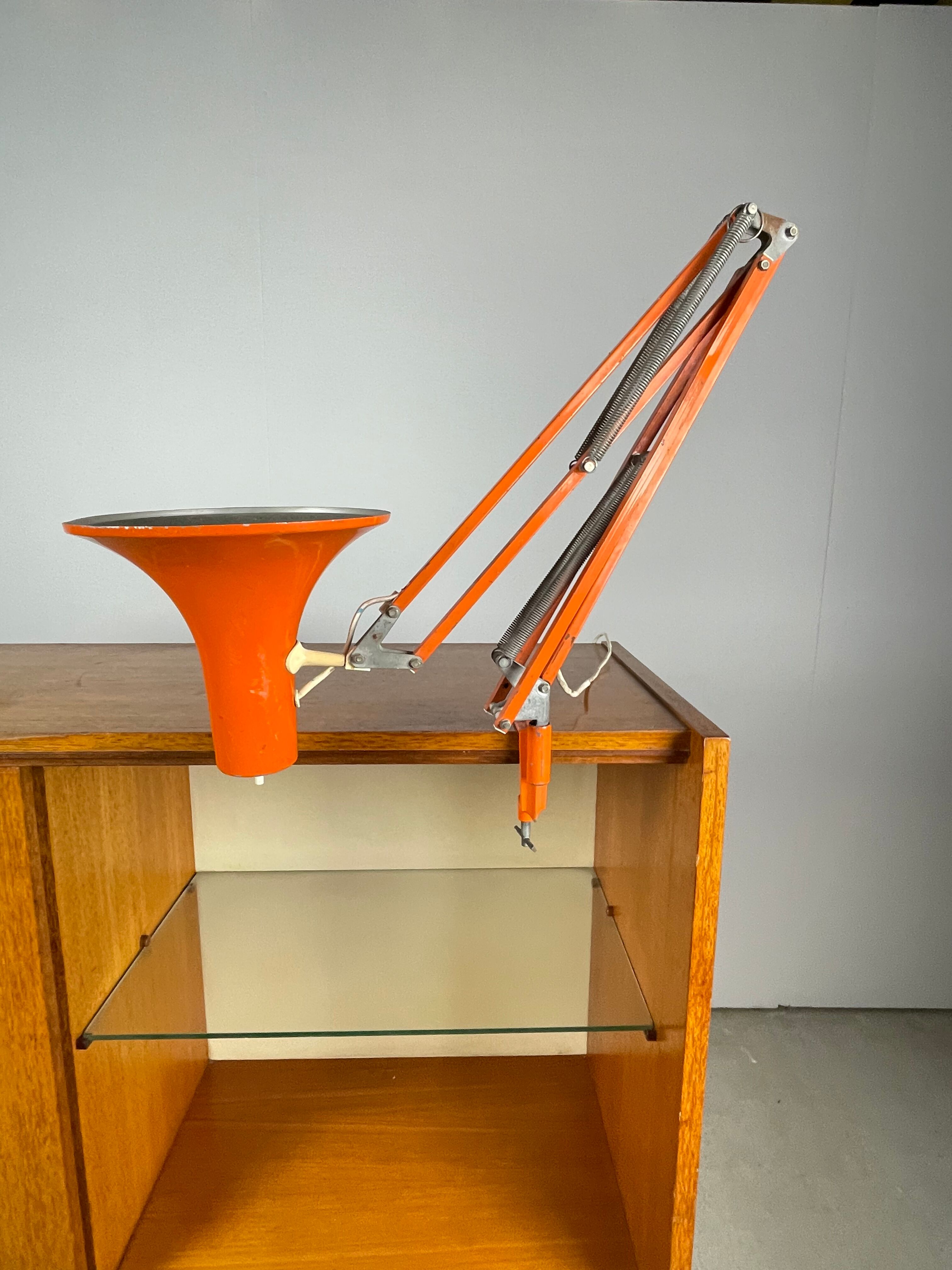 Articulated desk lamp 1970 orange