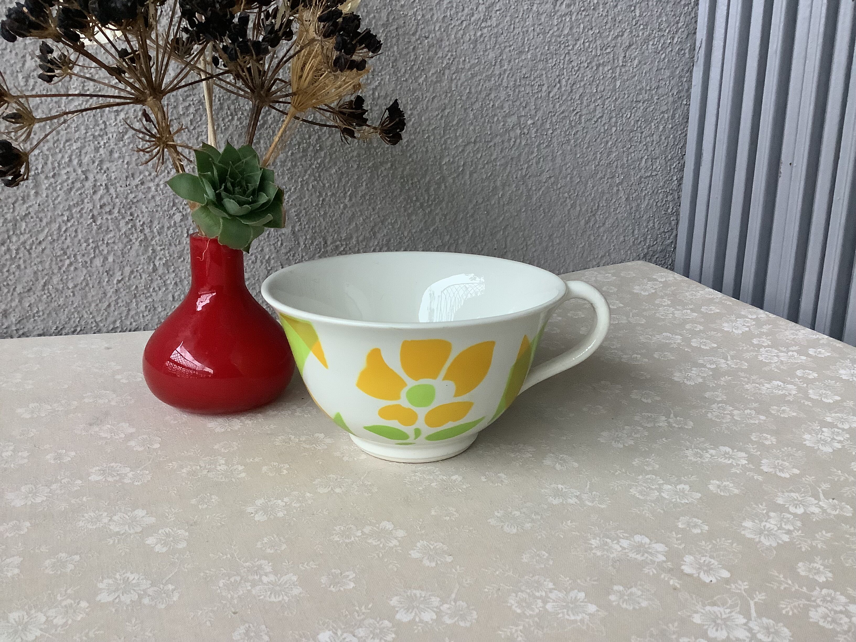 Cup Digoin Sarreguemines art deco