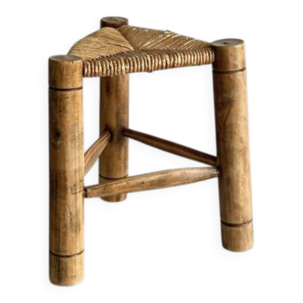 Tabouret ancien tripode en bois clair et assise en paille tressée — Beyit