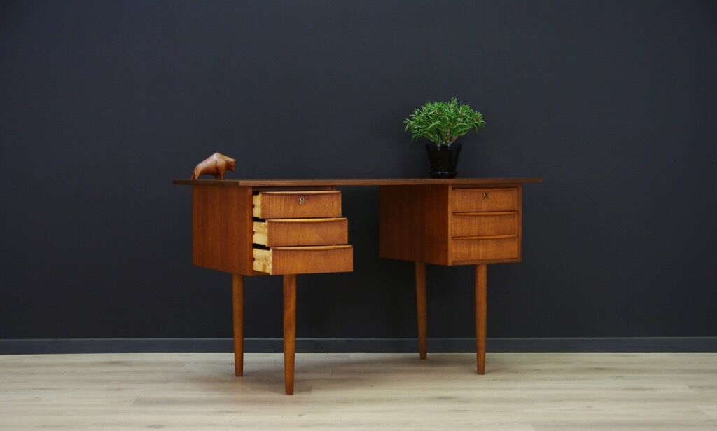 Scandinavian teak desk 60/70 years
