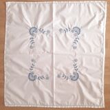 Tea tablecloth & napkins