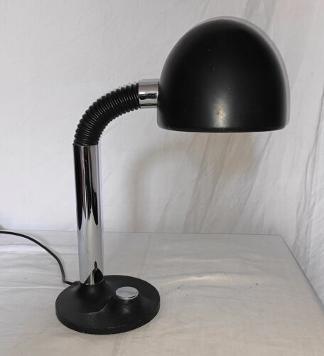 Lampe de bureau type Bauhaus de Egon Hillebrand,années 70