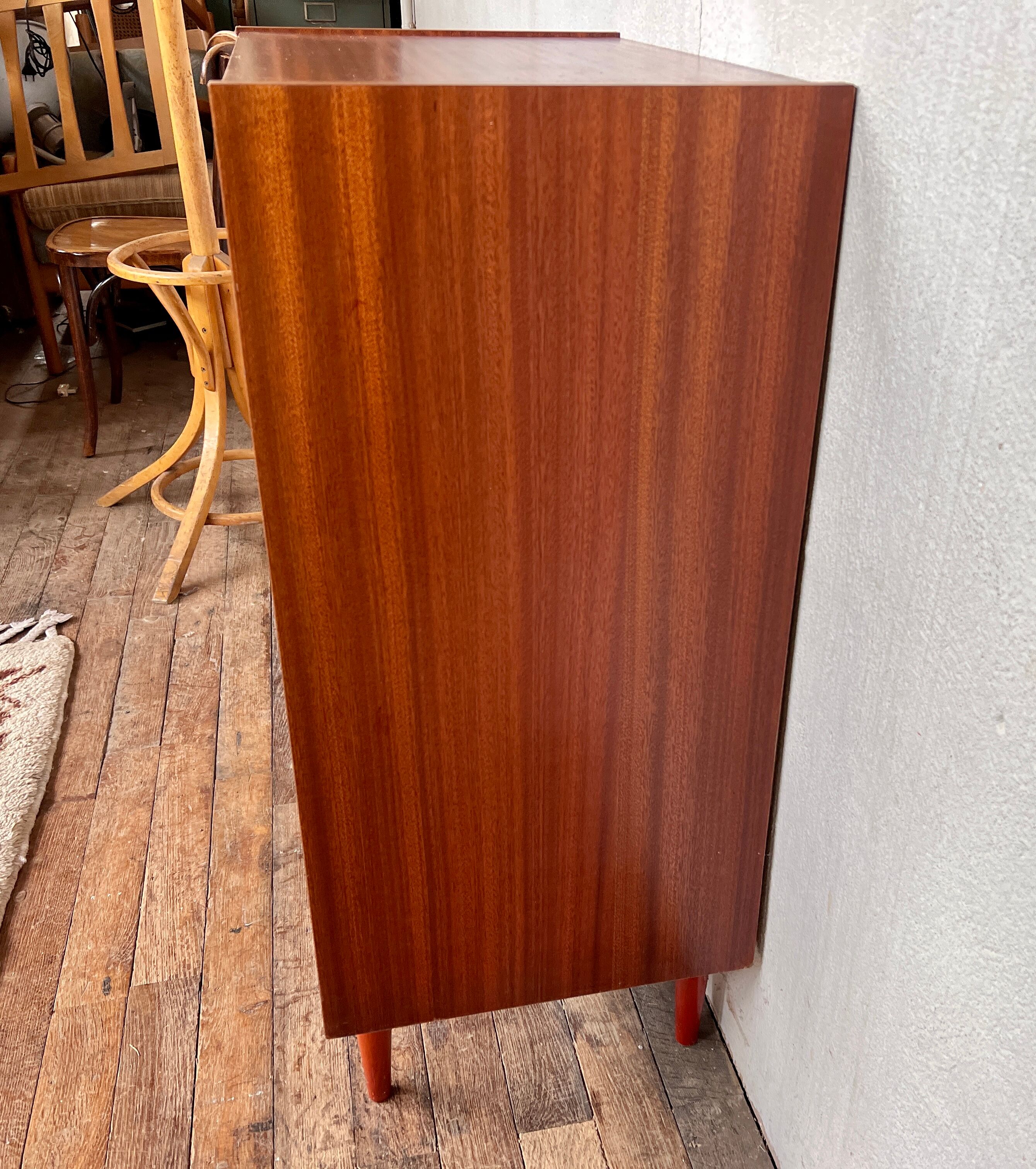 Vintage chest of drawers 1950/1960