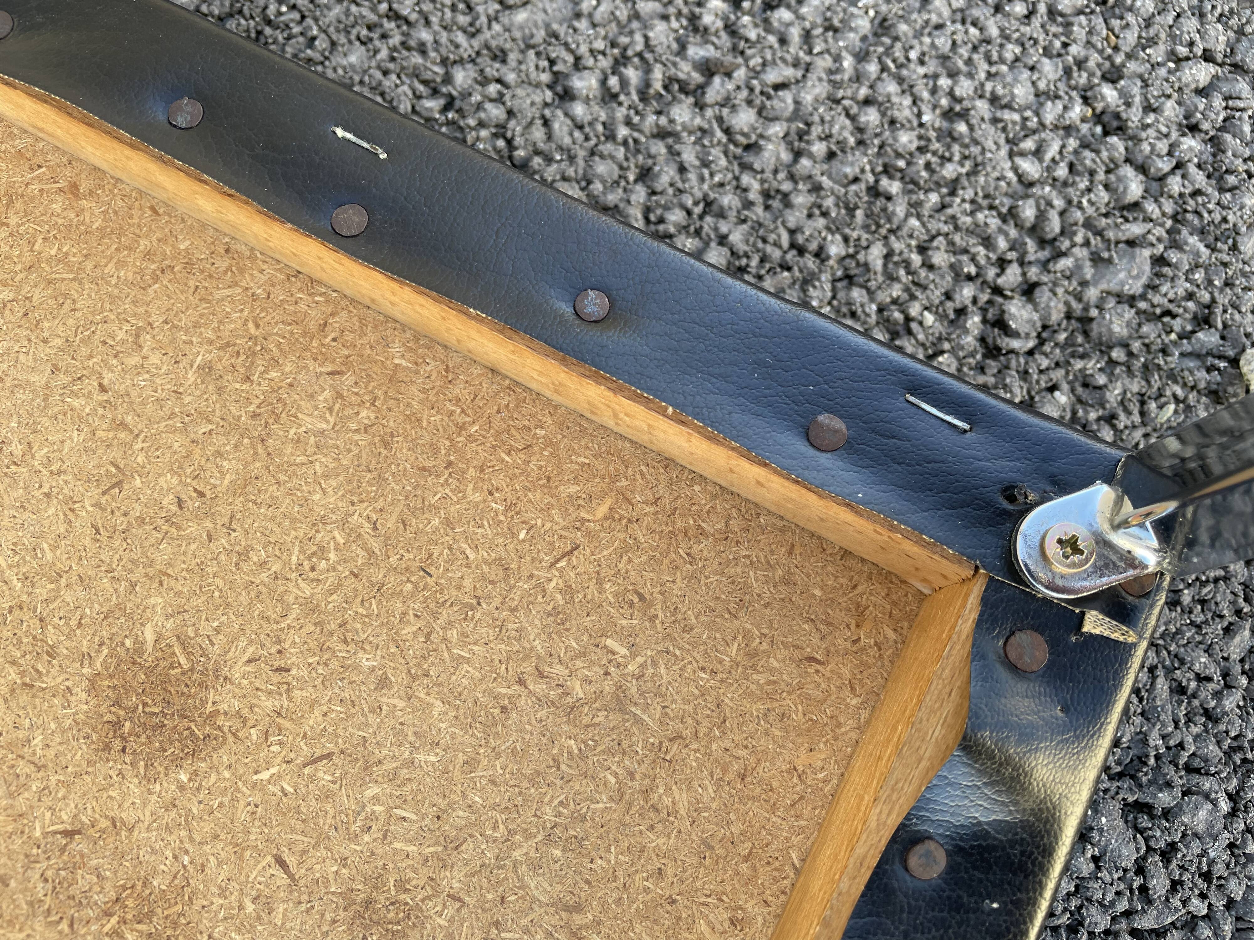 Stool year 70 skaï and chrome metal