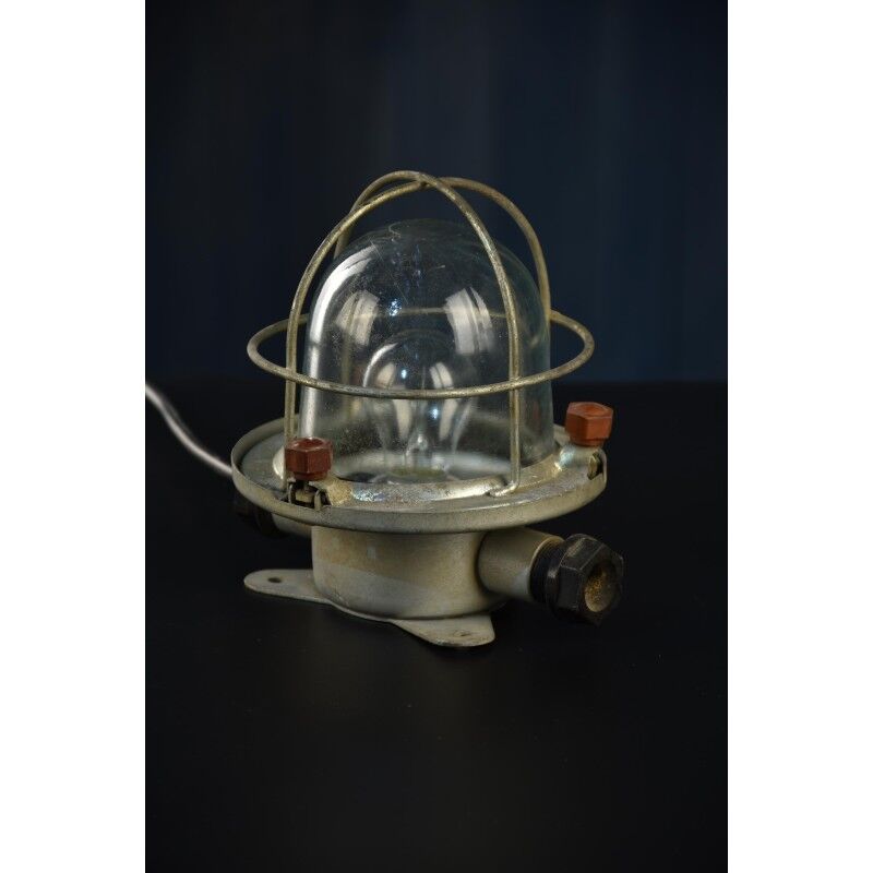 Applique murale industrielle