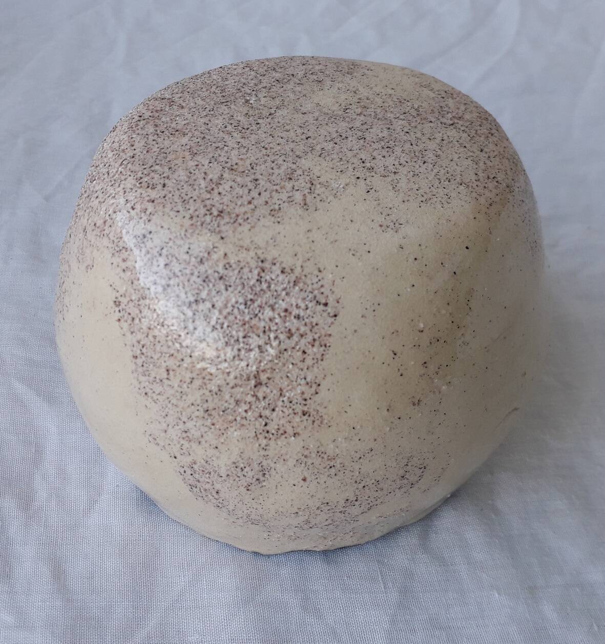 Ceramic pocket emptier