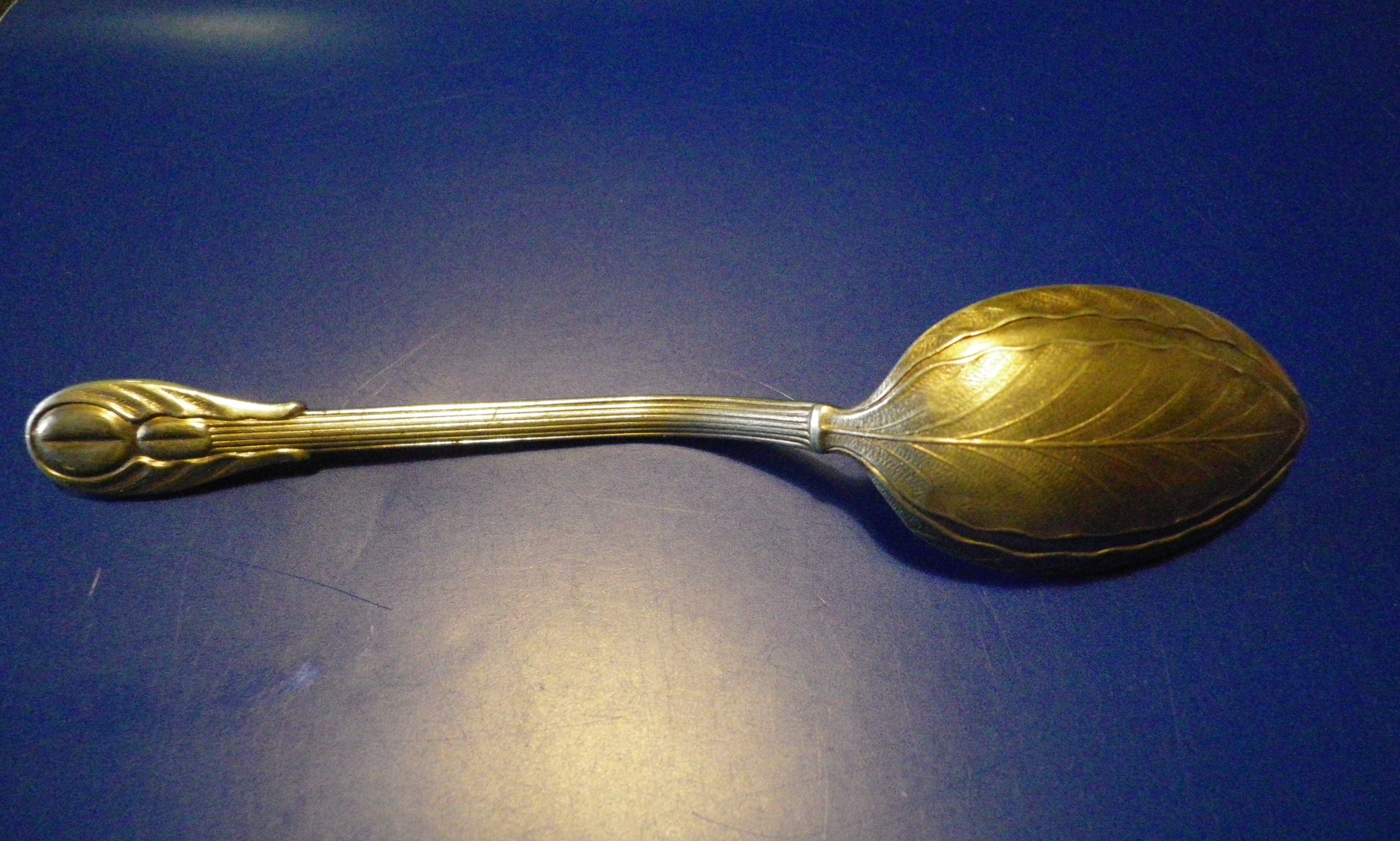 6 silver mocha spoons, 2 punches