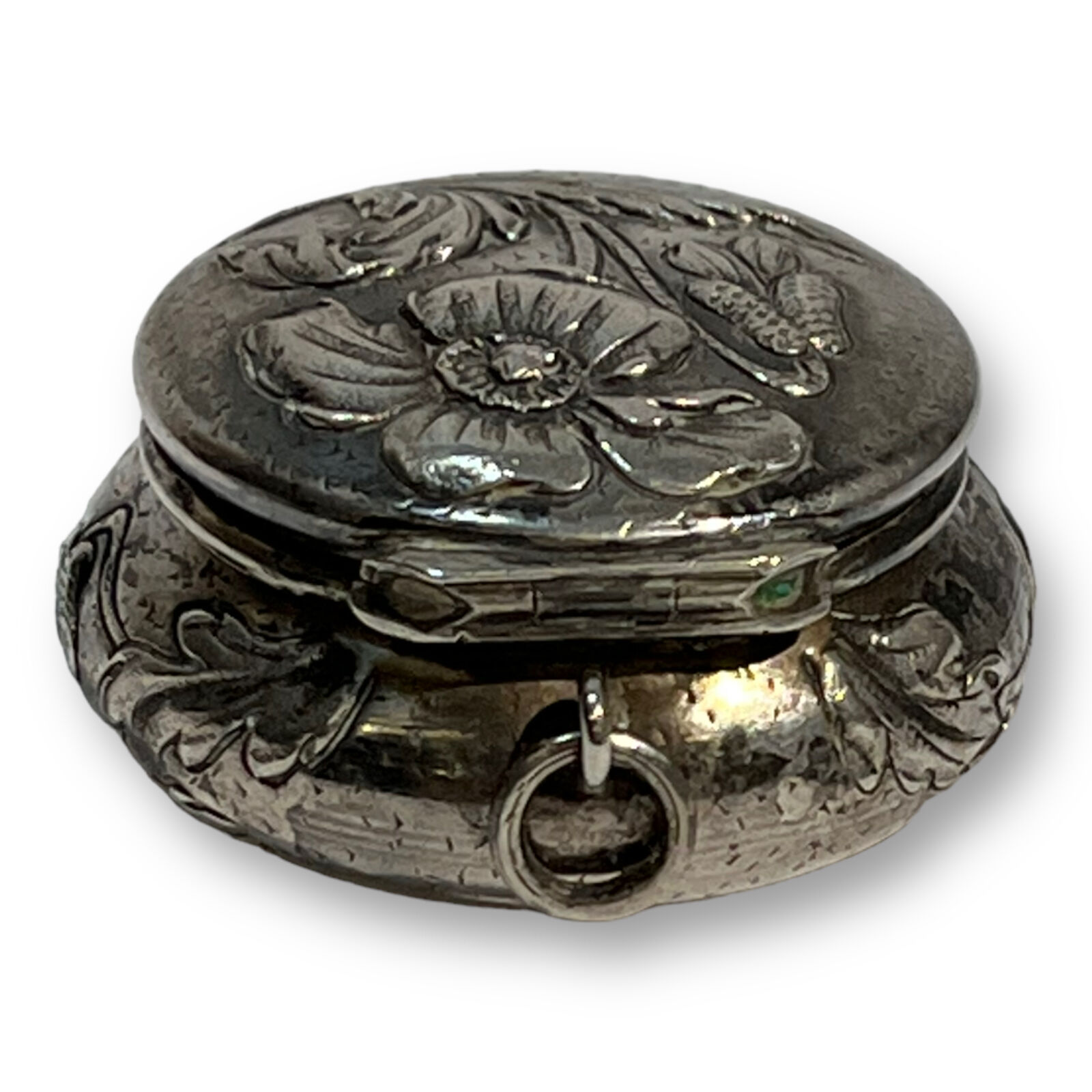 Powder magazine with solid silver mirror