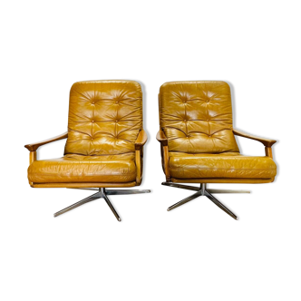 Pair of 60s lounge chairs