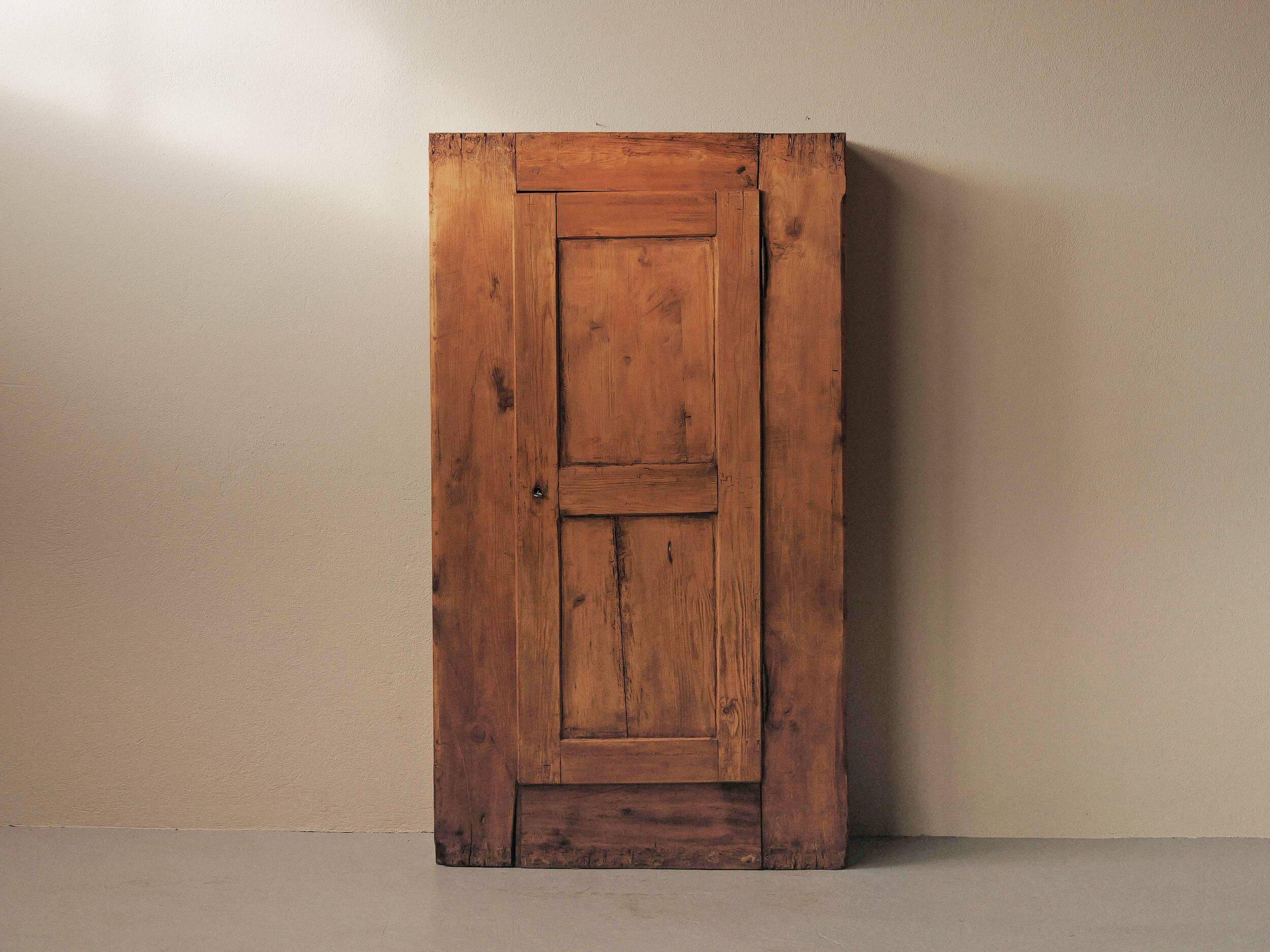 Mountain bonnetière in solid pine, Savoie, 19th century