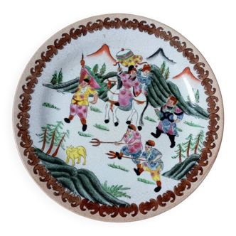 Antique Asian polychrome porcelain plate, hunting scene