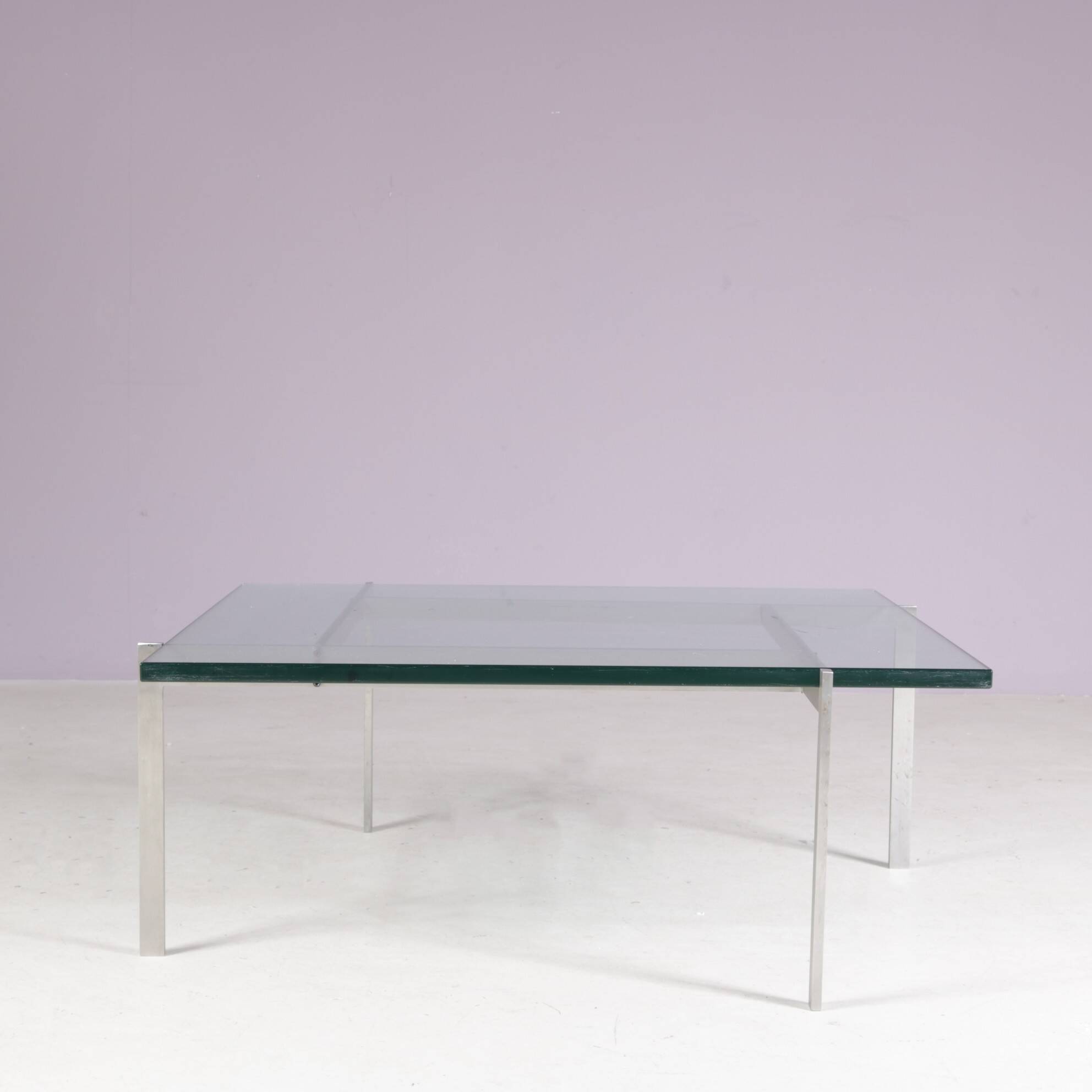 Table basse des années 1970 Poul Kjaerholm Modèle : PK61 (non signée)