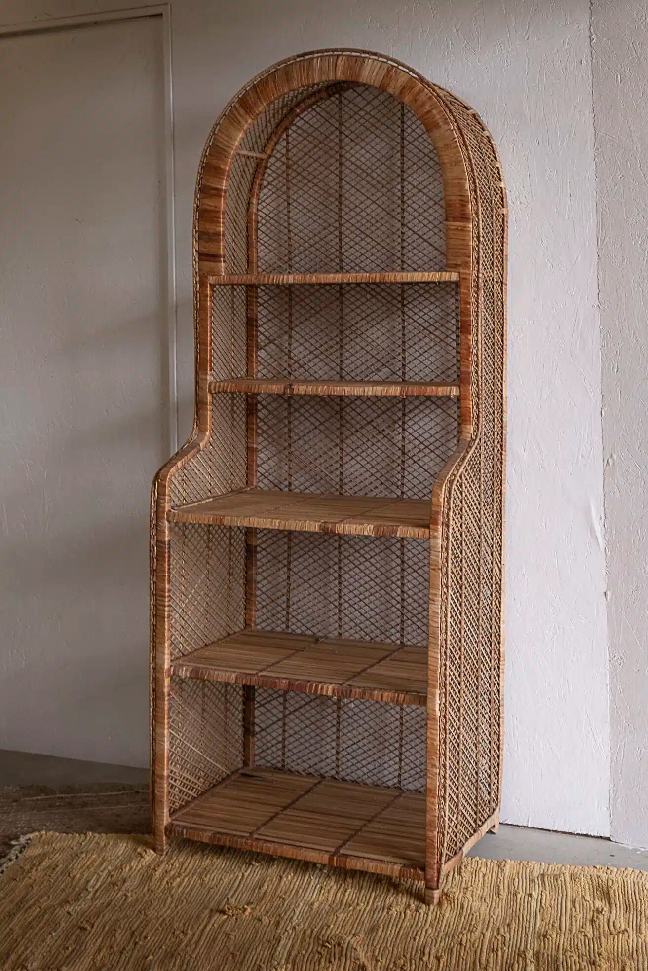"Paloma" rattan shelf