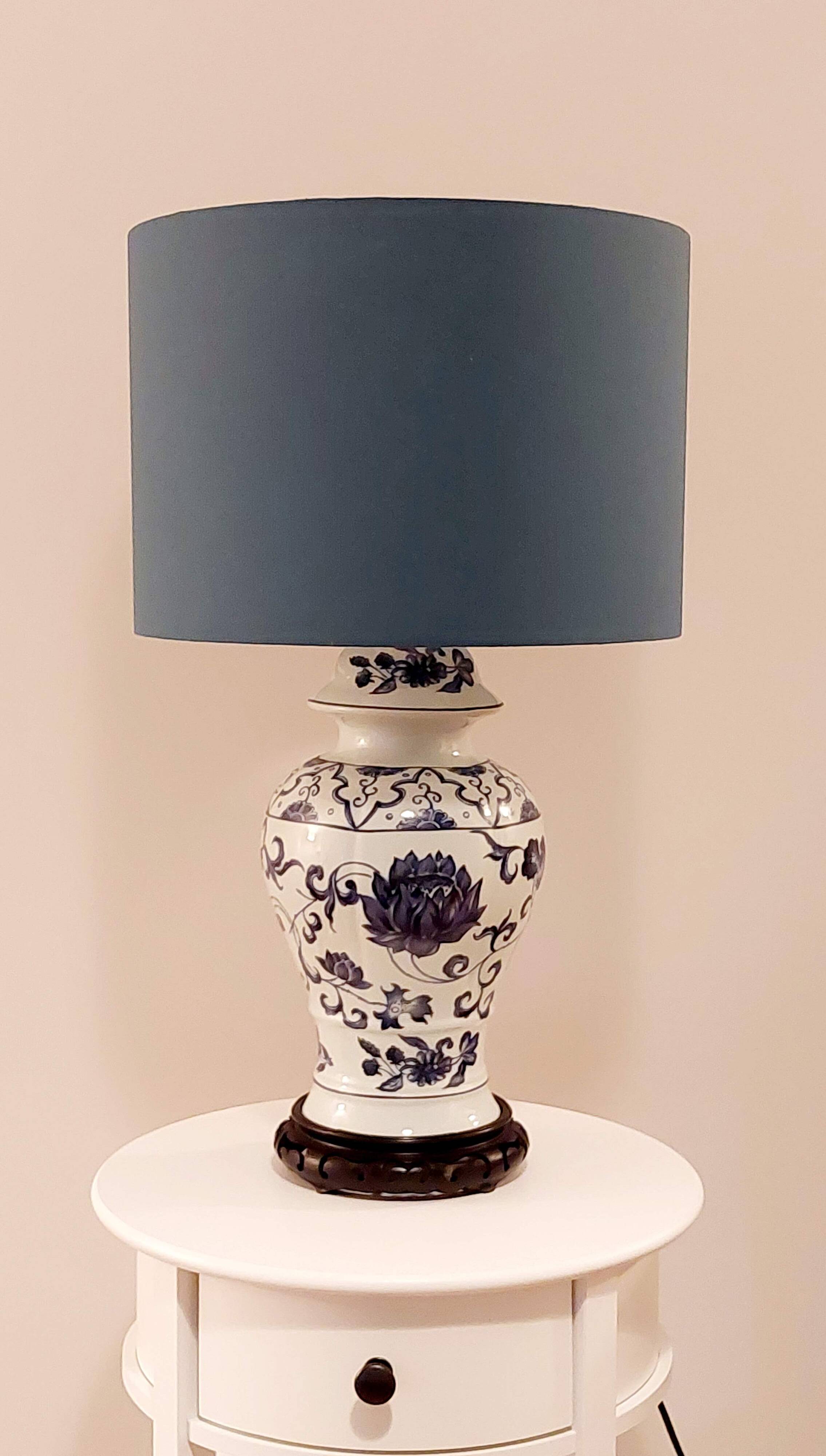 Hand-painted blue and white Paris porcelain lamp, circa 1980