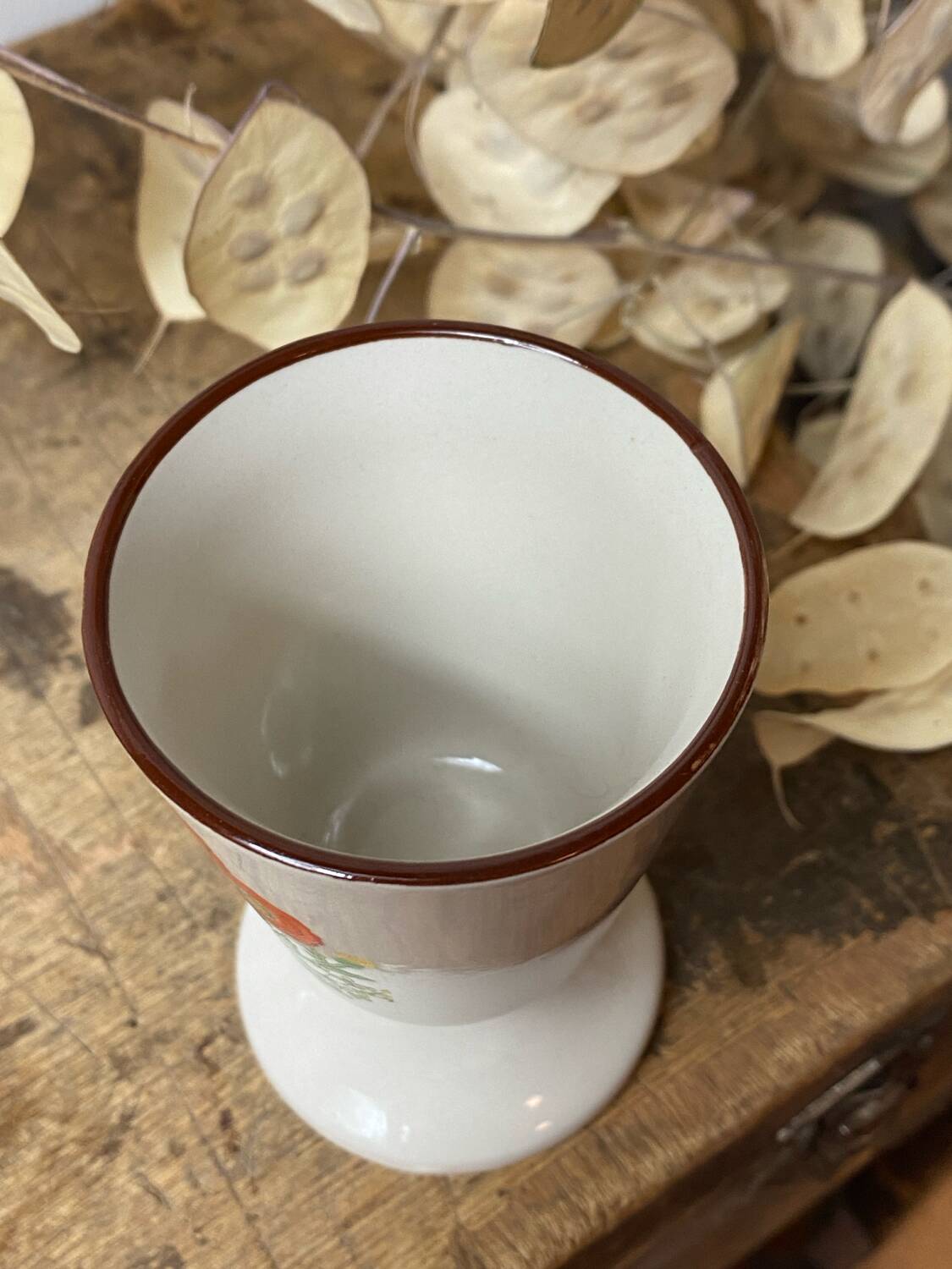 Pair of stoneware mazagrans, poppy decoration