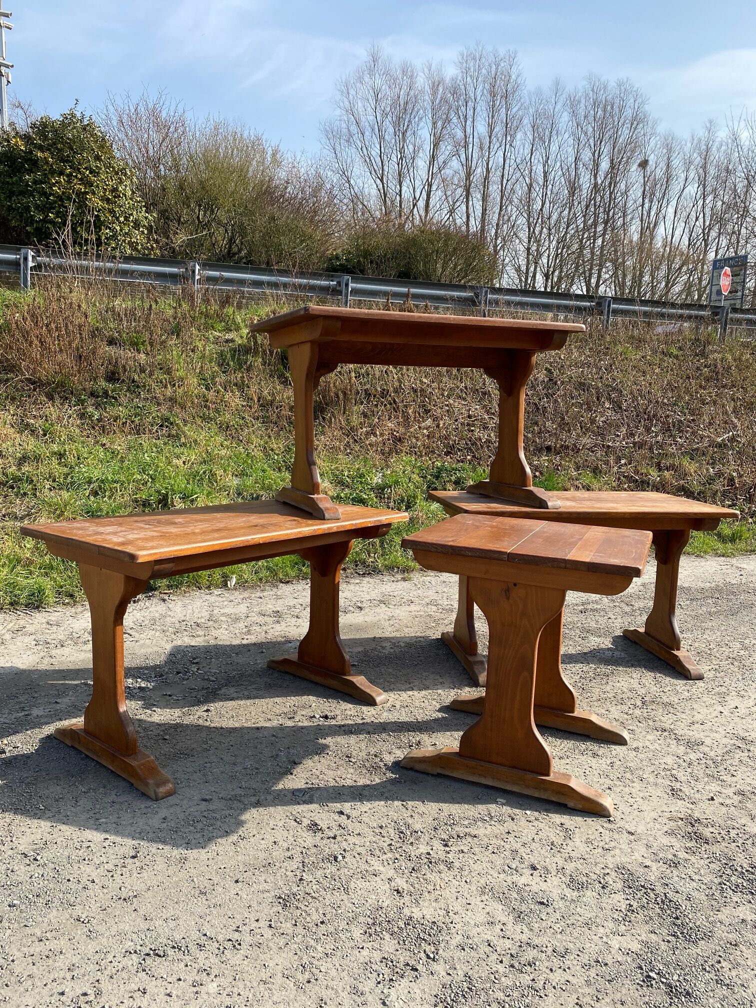 Suite of 5 bistro tables