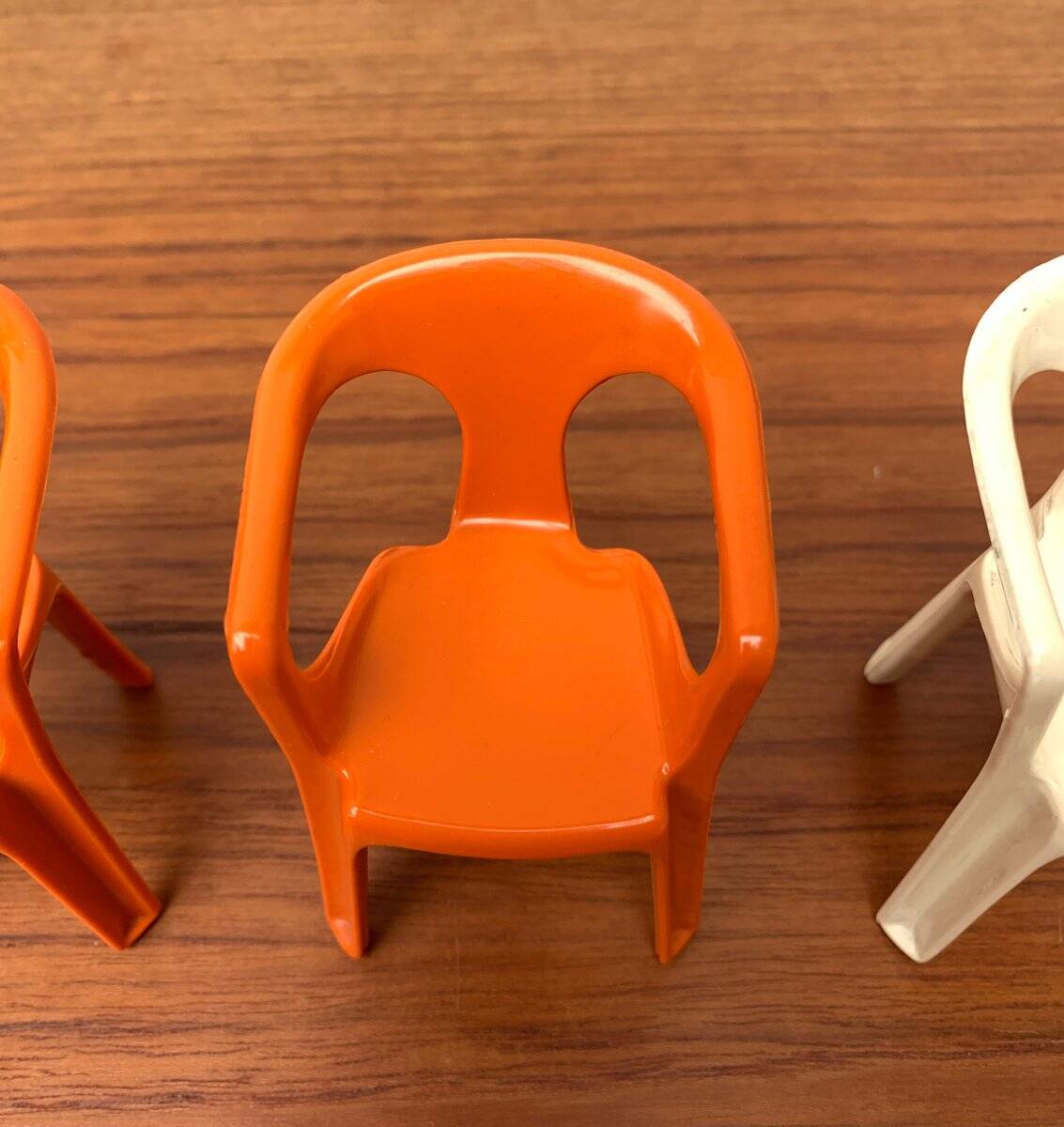 300 Monobloc Decorative Chairs Small by Henry Massonnet for Stamp, France, 1970s, Set of 5