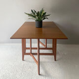 1970’s mid century drop leaf dining table and 4 dining chairs by Schreiber