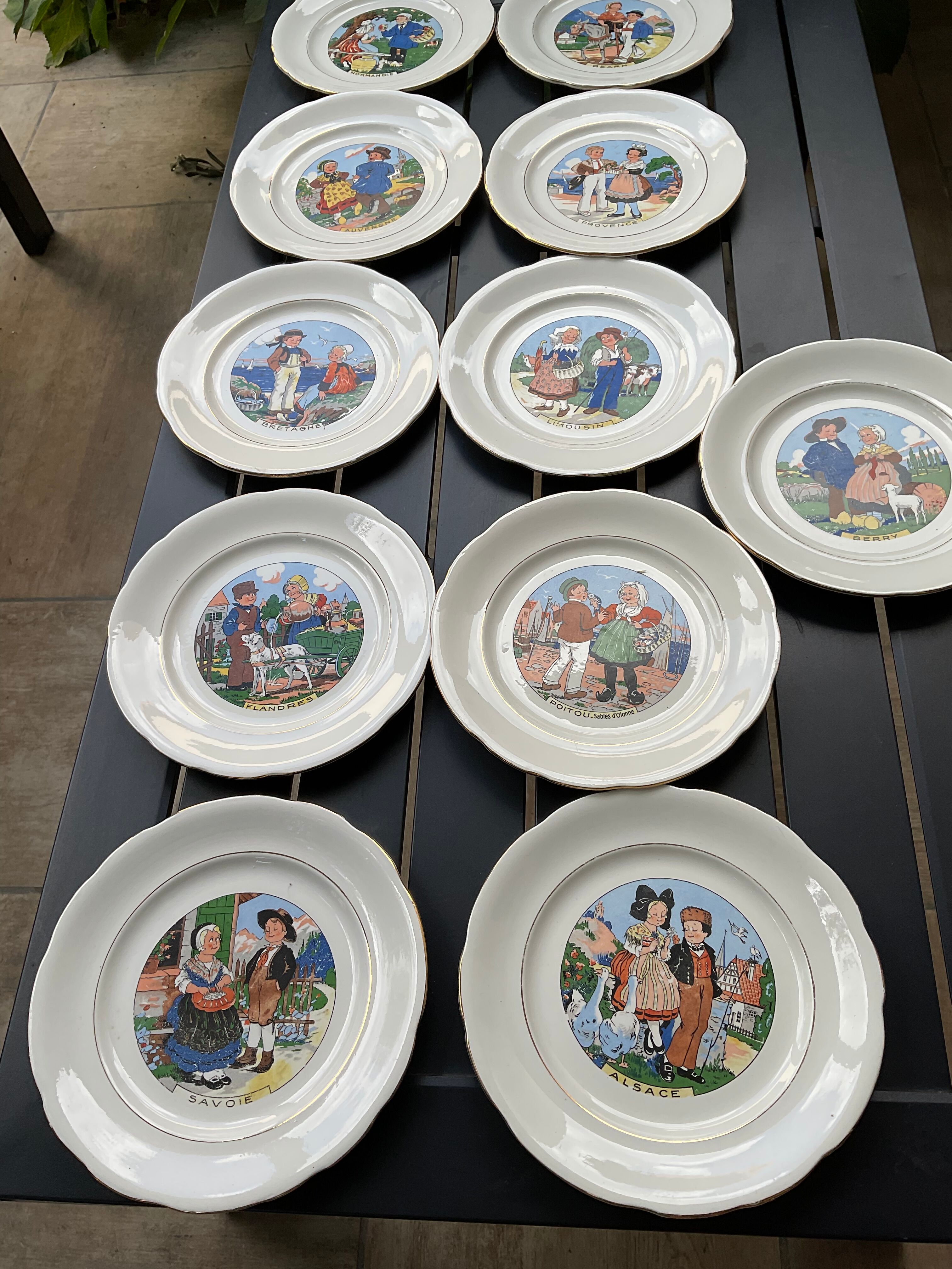 11 assiettes à dessert sarreguemines vintage