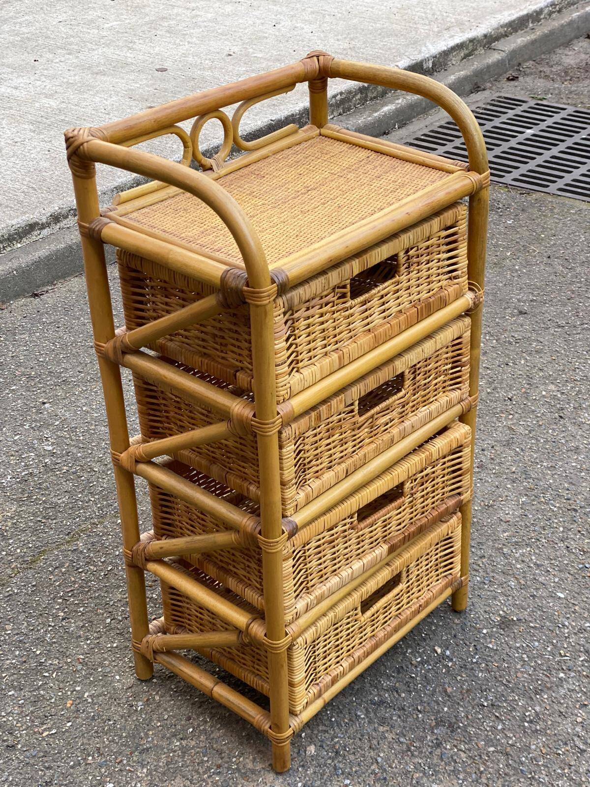 Vintage bamboo and woven rattan chest of drawers with 4 drawers.