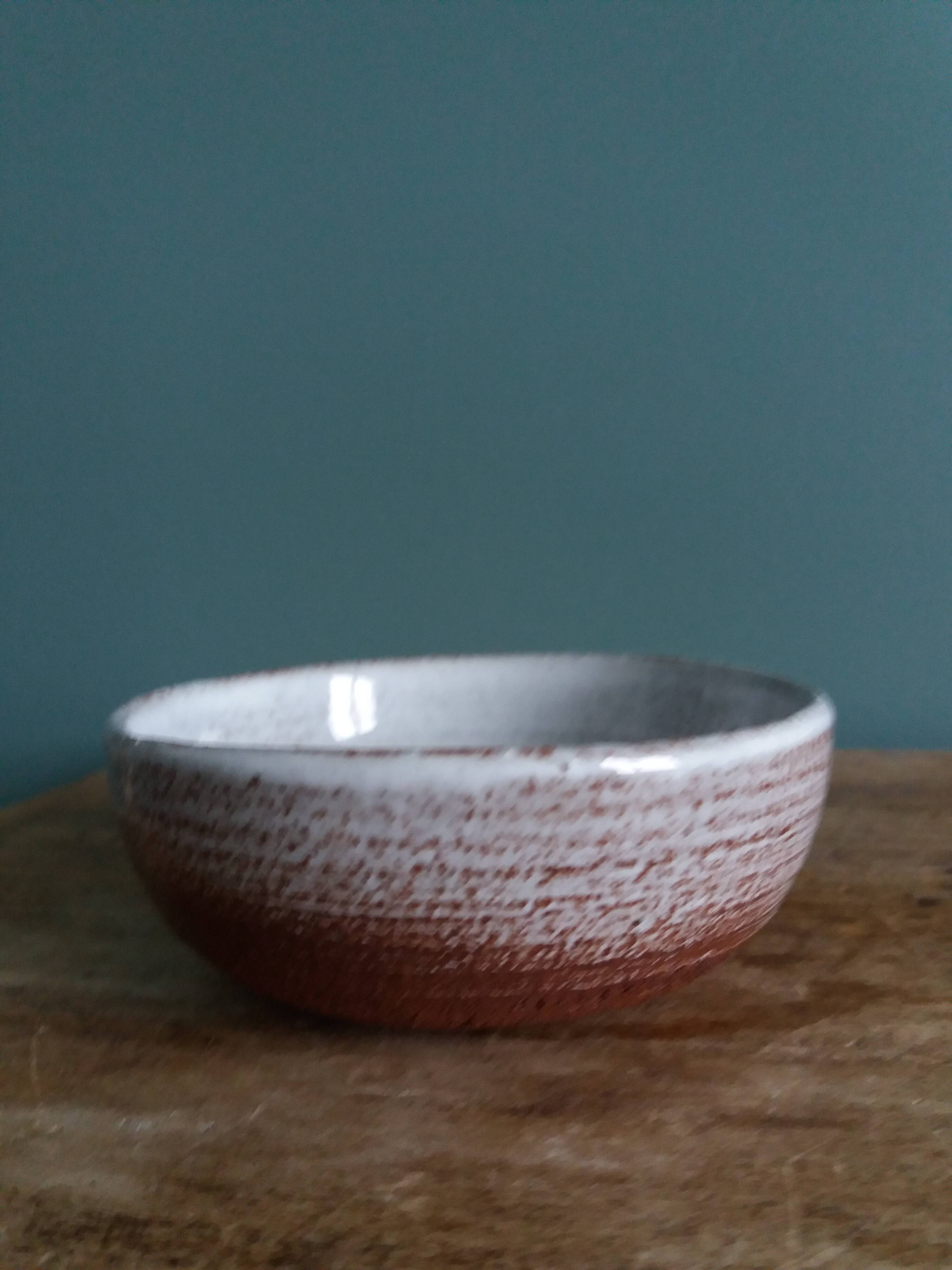 Empty pocket bowl signed Claire Célia Lambert in Dour