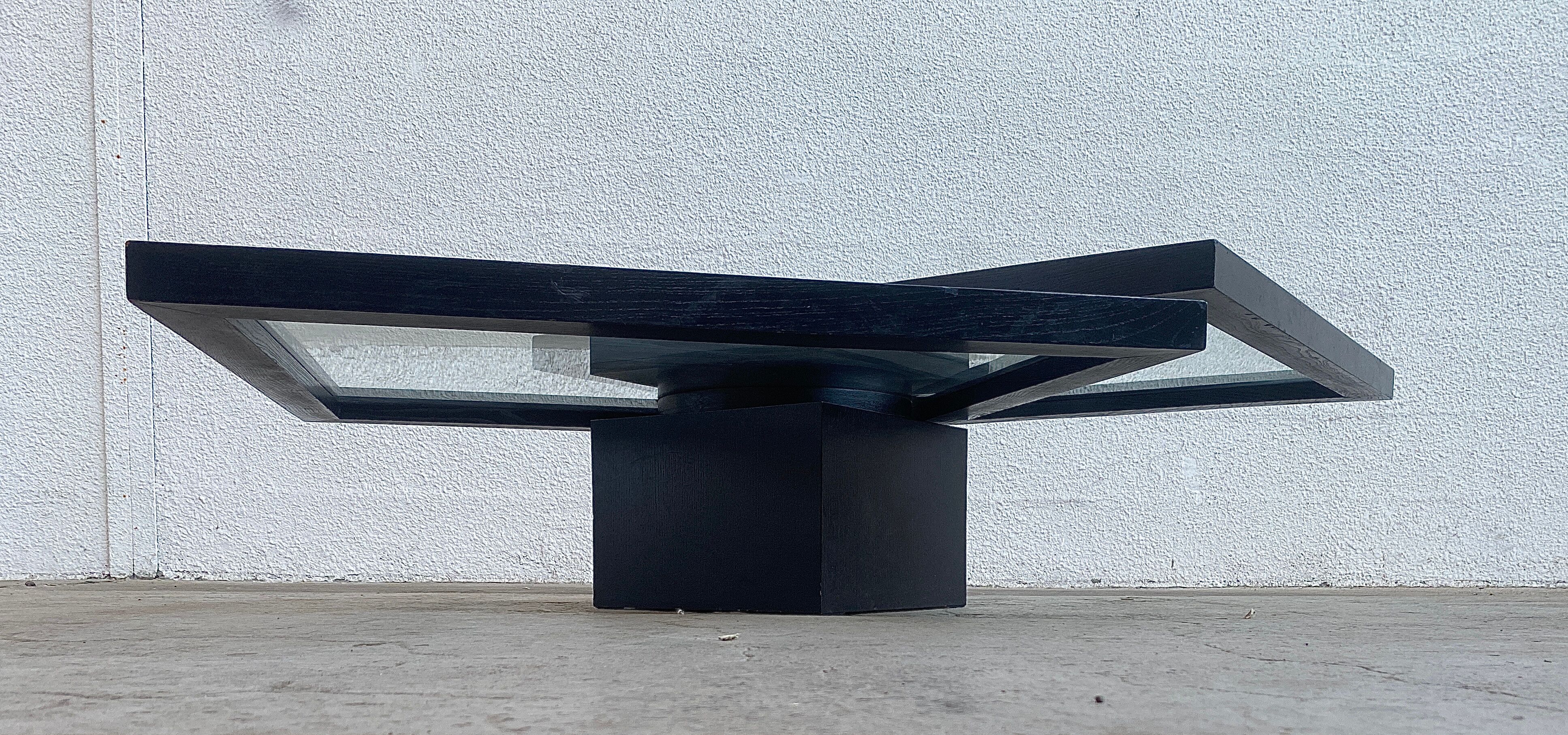 Coffee table with rotating top