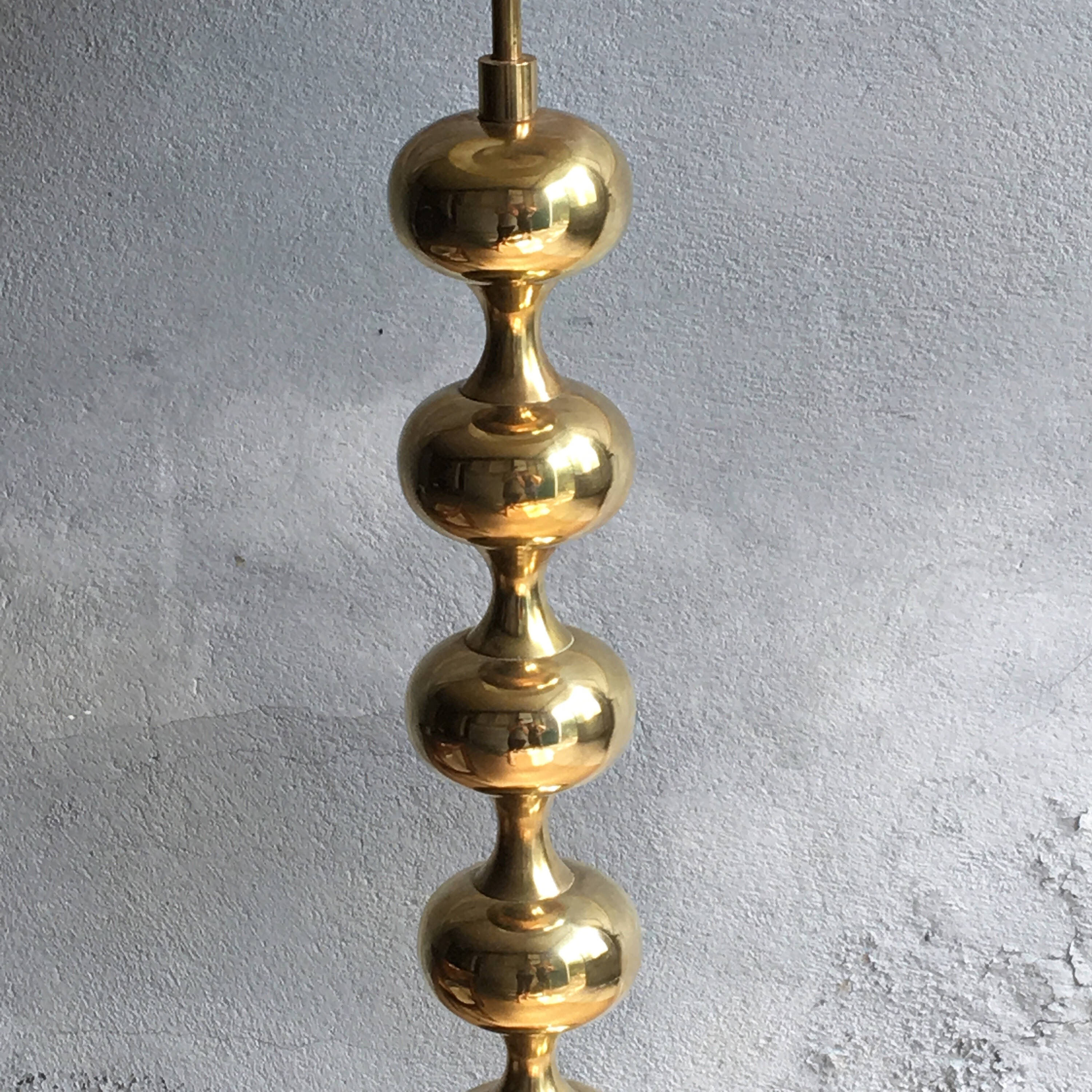 Vintage floor lamp in brass balls