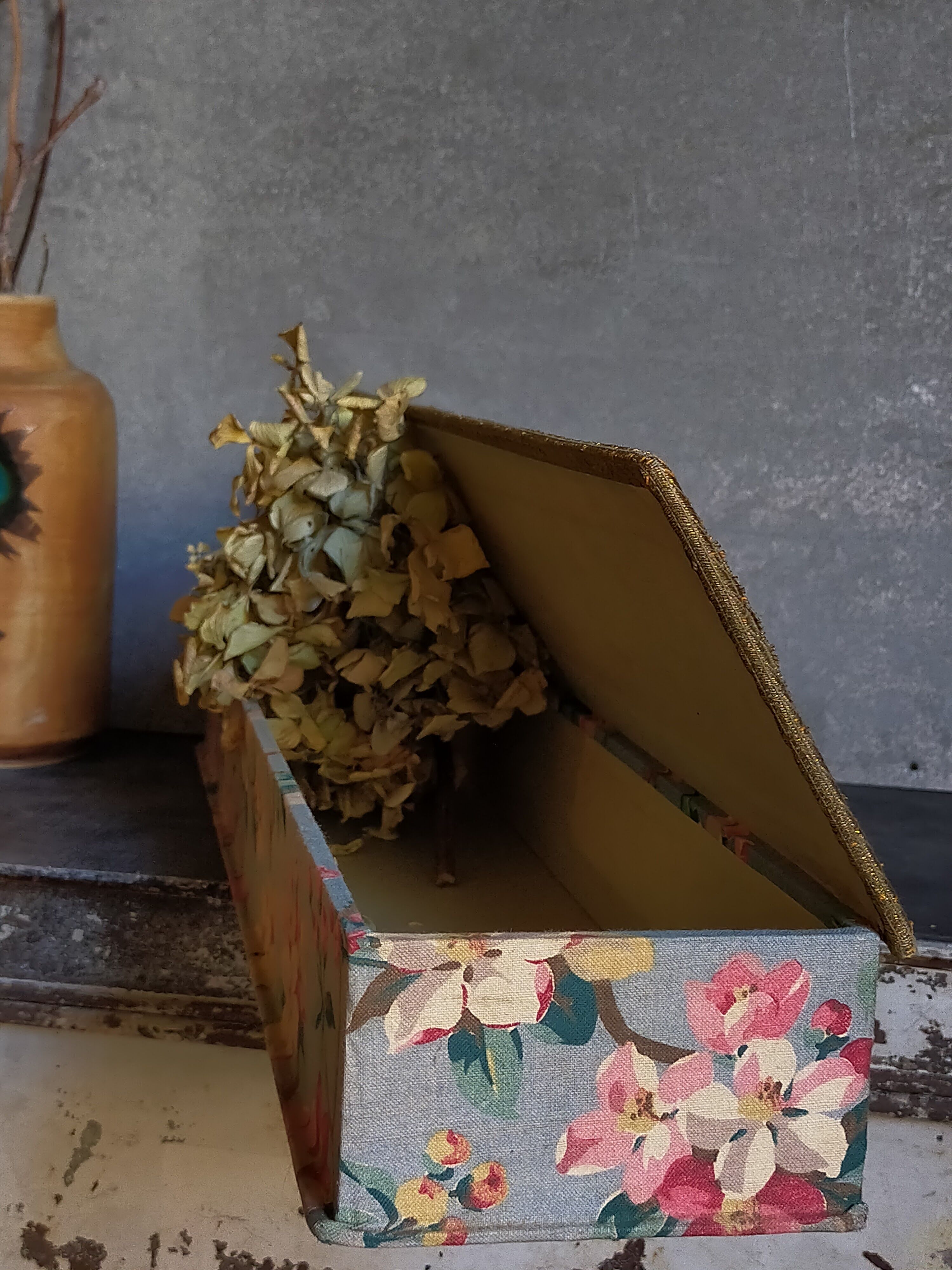 Ancient cherry blossom fabric box 1940