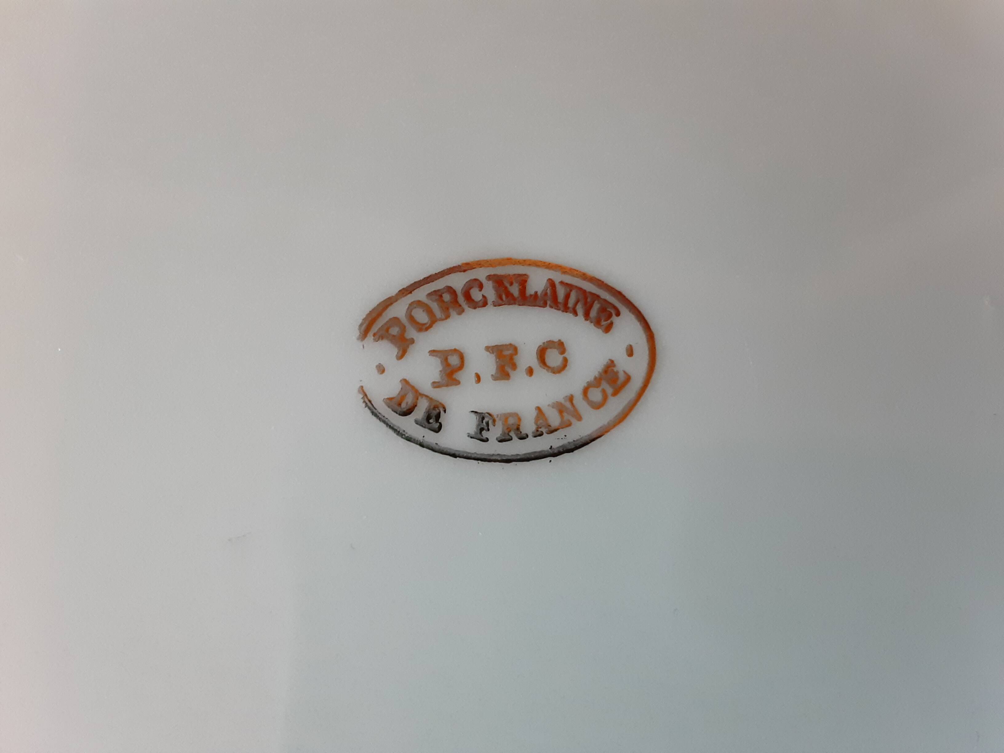 Set of 4 deep plates P F C