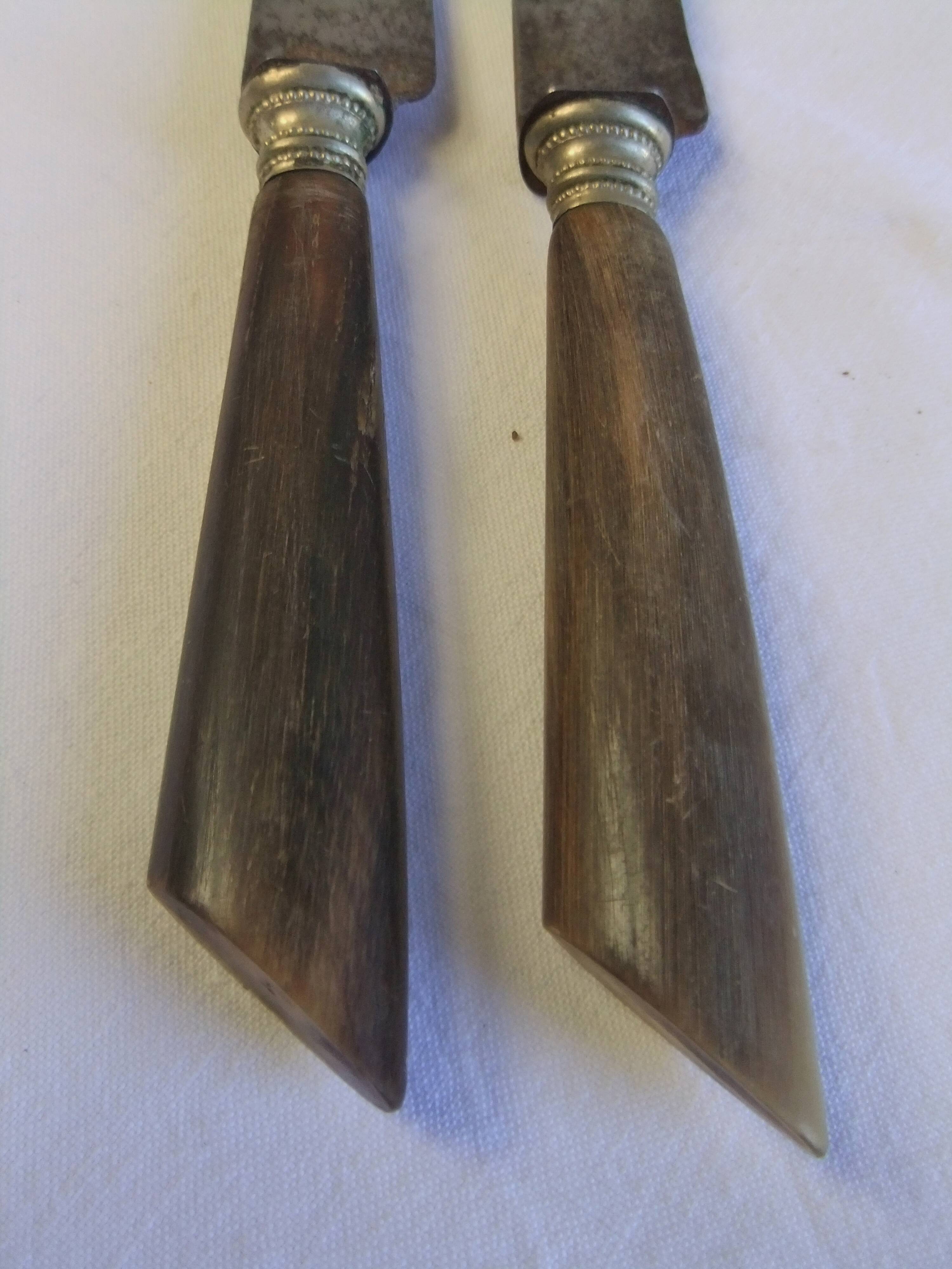 Table service knives old steel blade horn ferrule