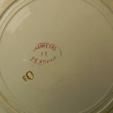 Assiette plate en faience de Pexonne décor champetre.