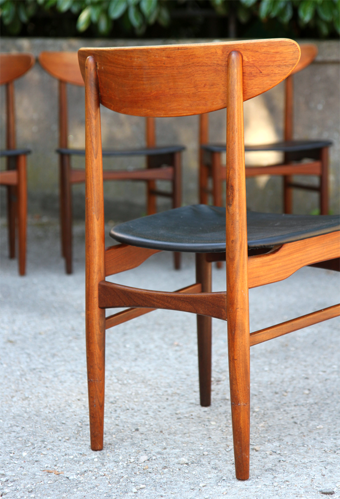 Set of 4 chairs dyrlund - 1950s