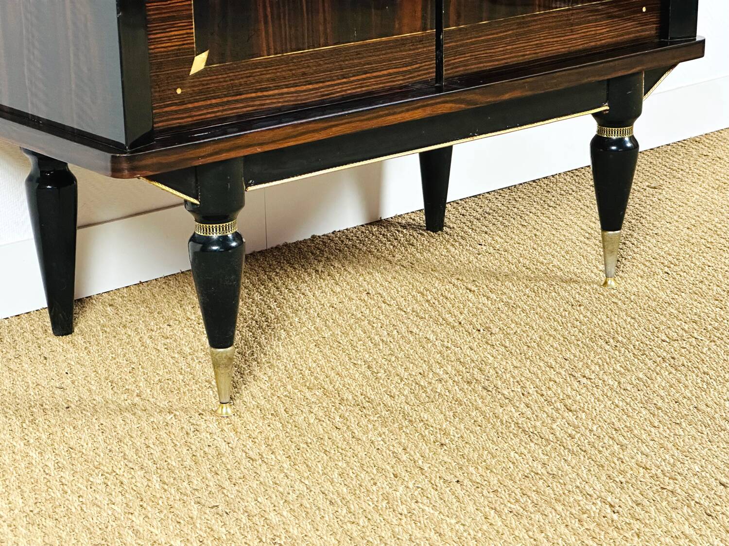 Vitrine Art déco en ébène de macassar 1940