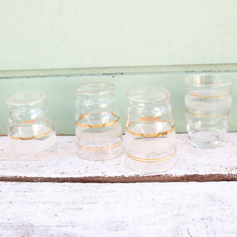 6 white and gold granite glasses