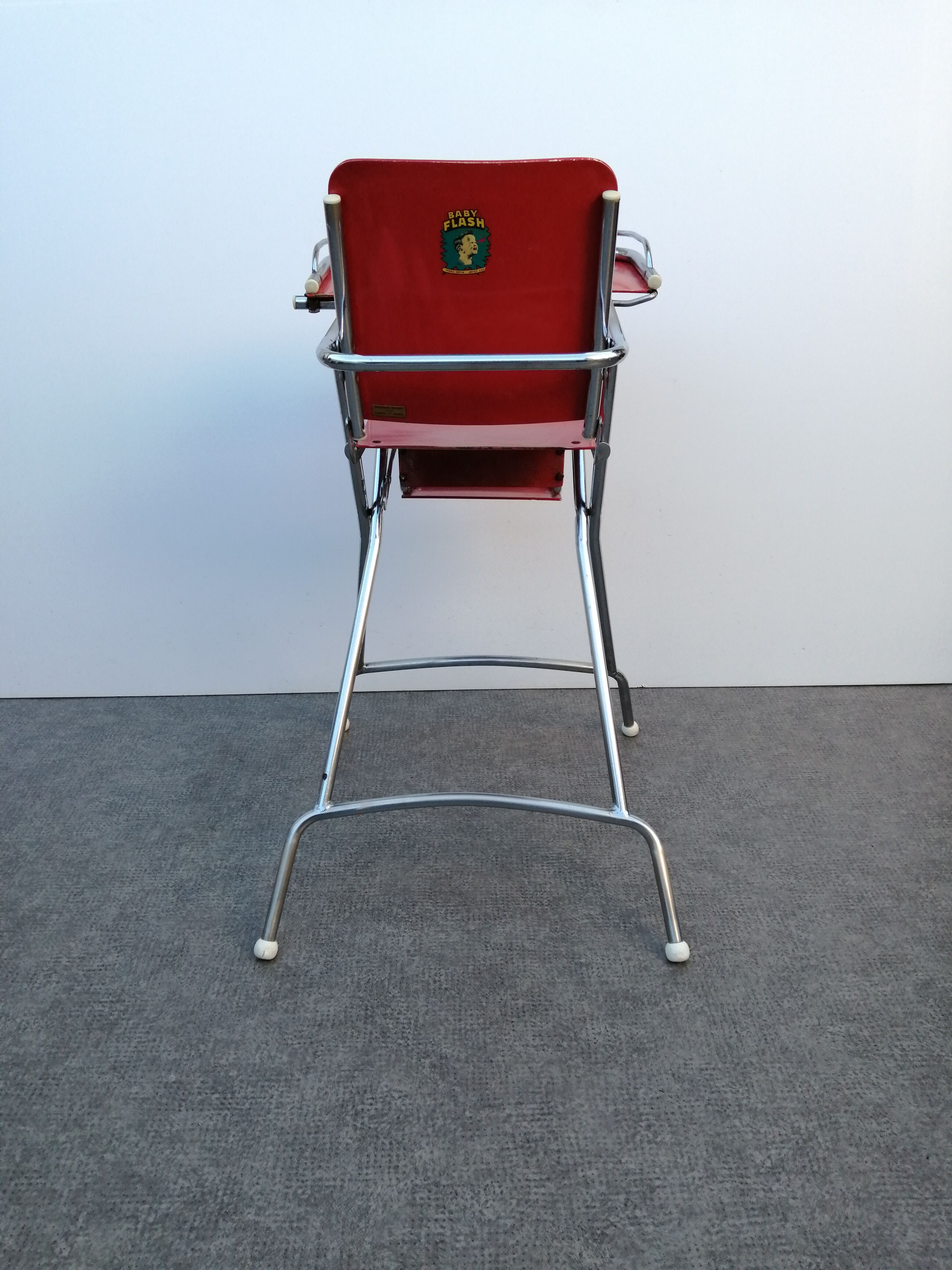Chaise haute baby flash 1960 chromé et bois rouge