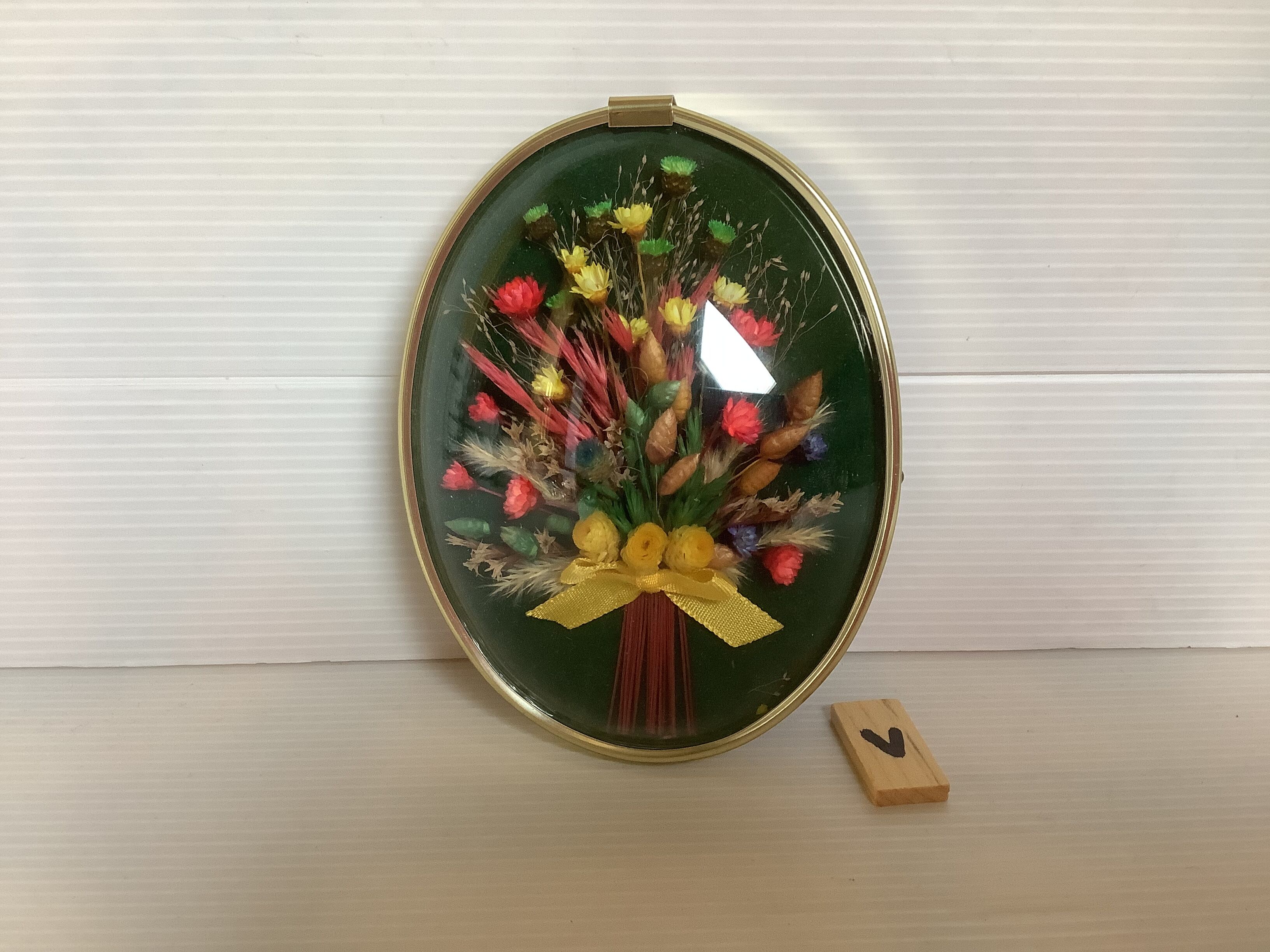 Frame natural dried flowers