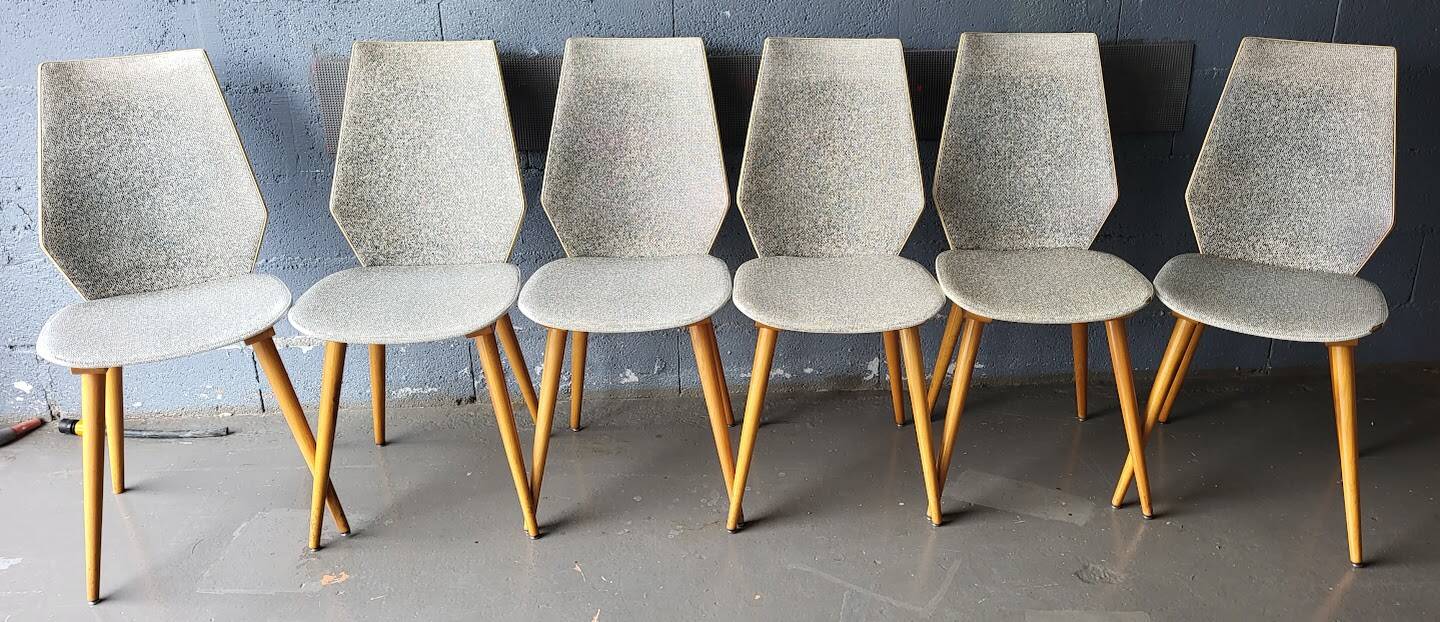 Set of 6 vintage chairs