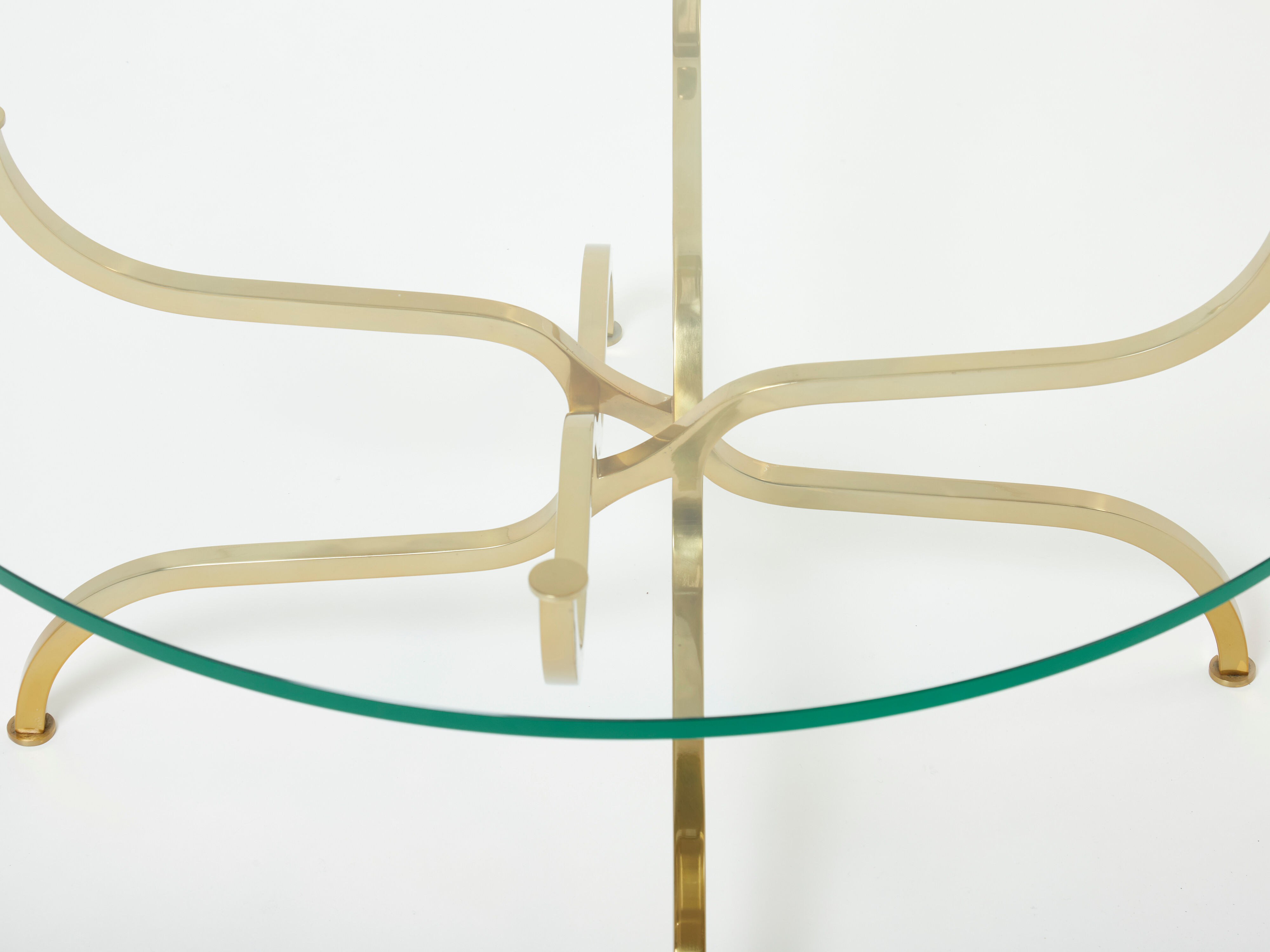 Table basse laiton doré verre de Georges Geffroy vers 1960