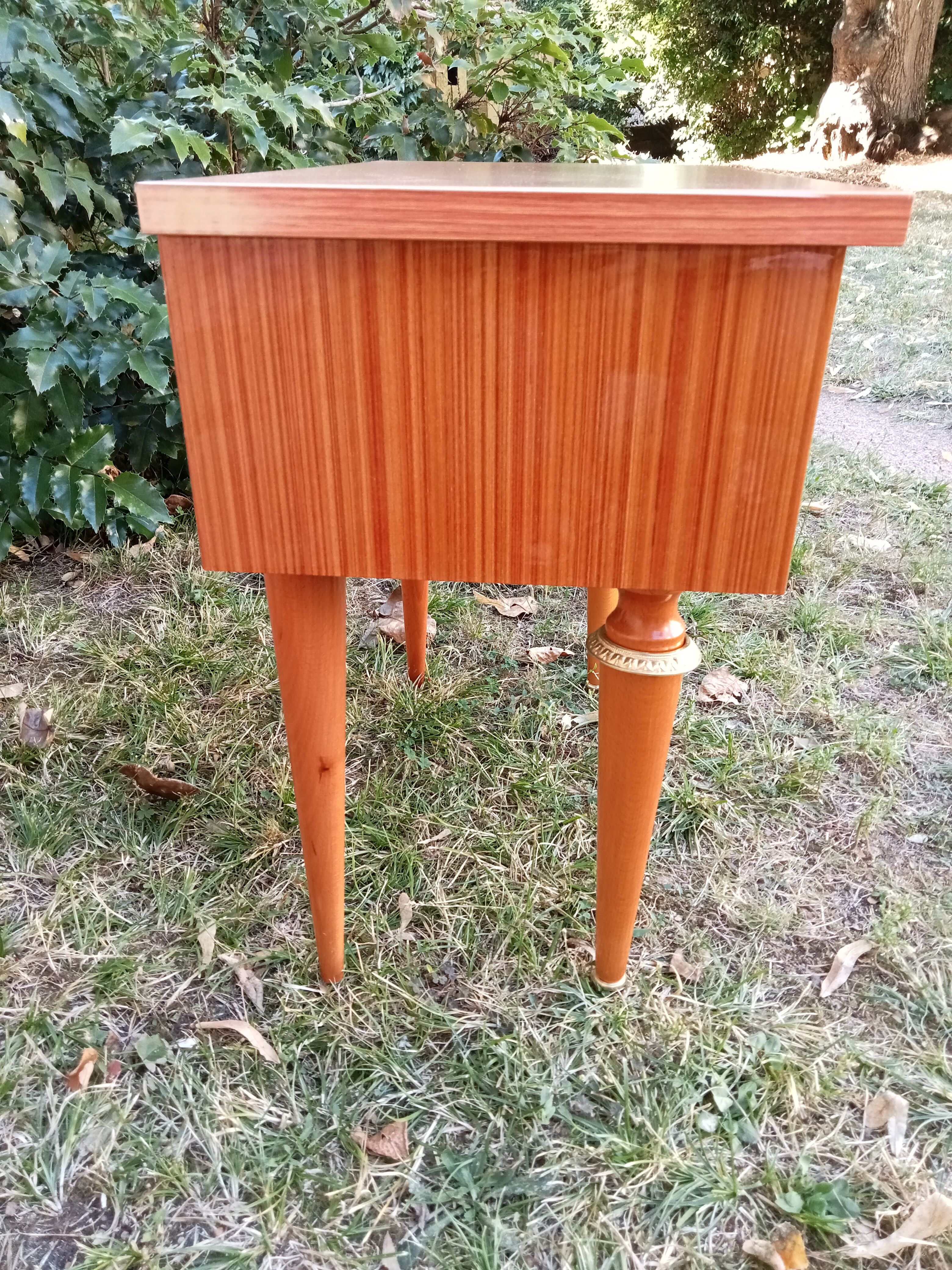 Table de chevet vintage