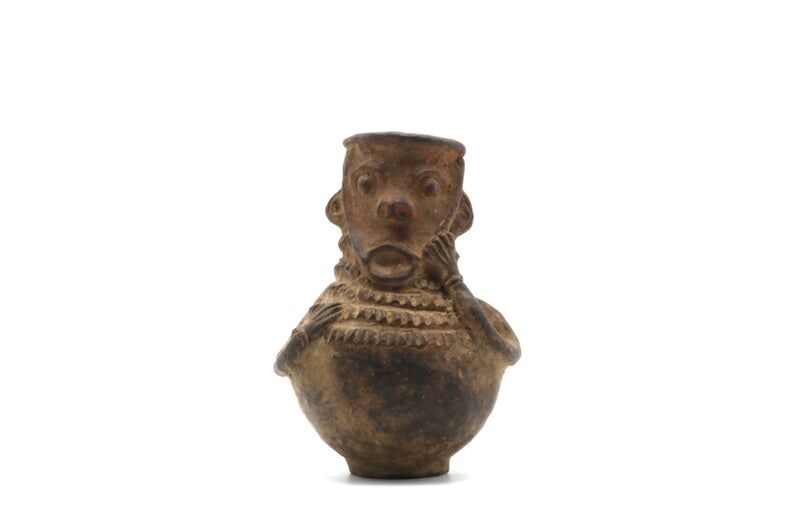 Mangbetu pottery container with hermaphrodite ancestor