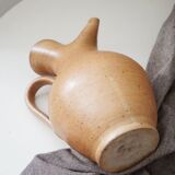 Sandstone pitcher