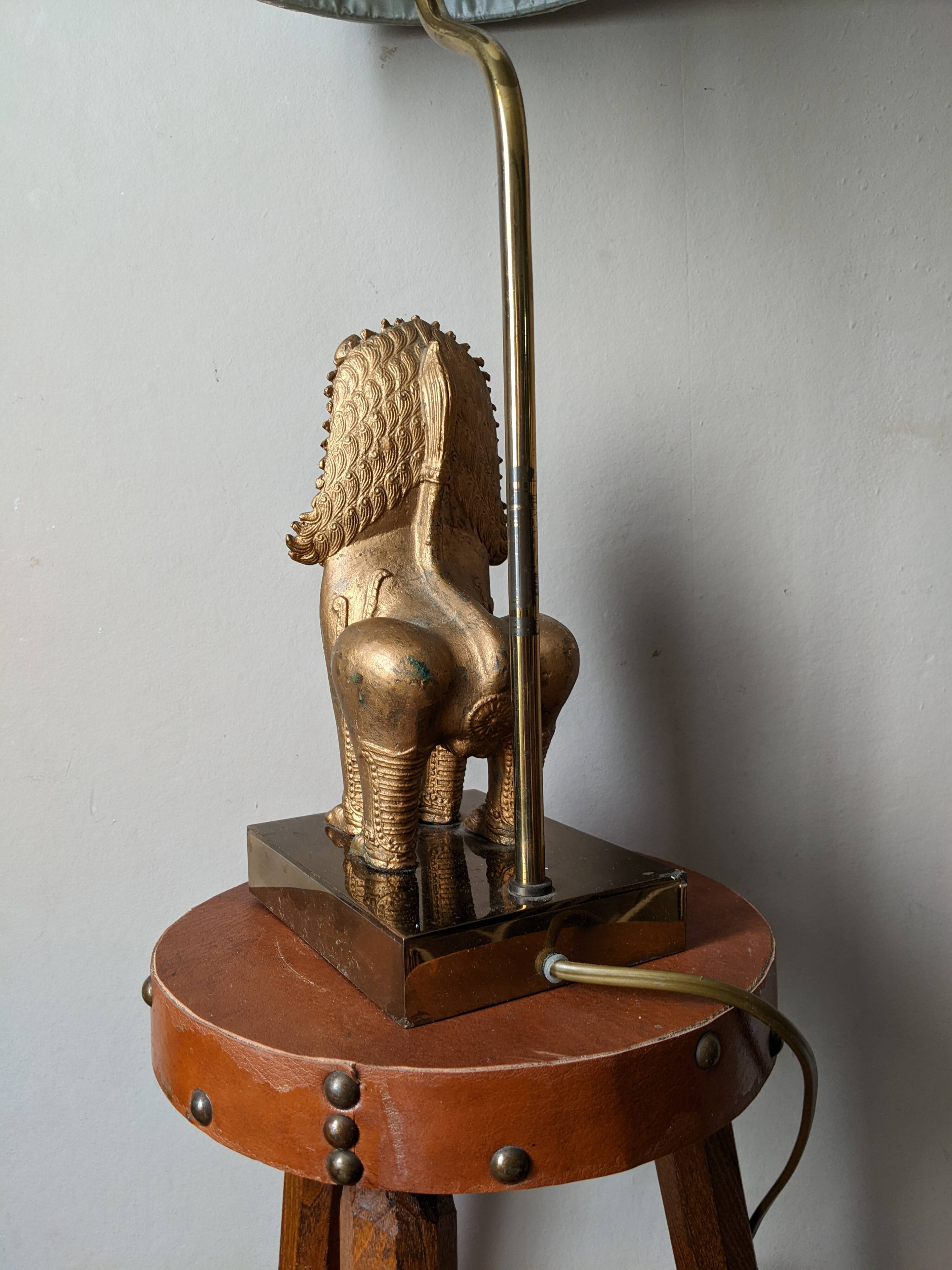 Thai Singha lion foo dog bedside lamp